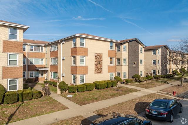 7538 W Lawrence AVE #1SW, Harwood Heights, IL 60706
