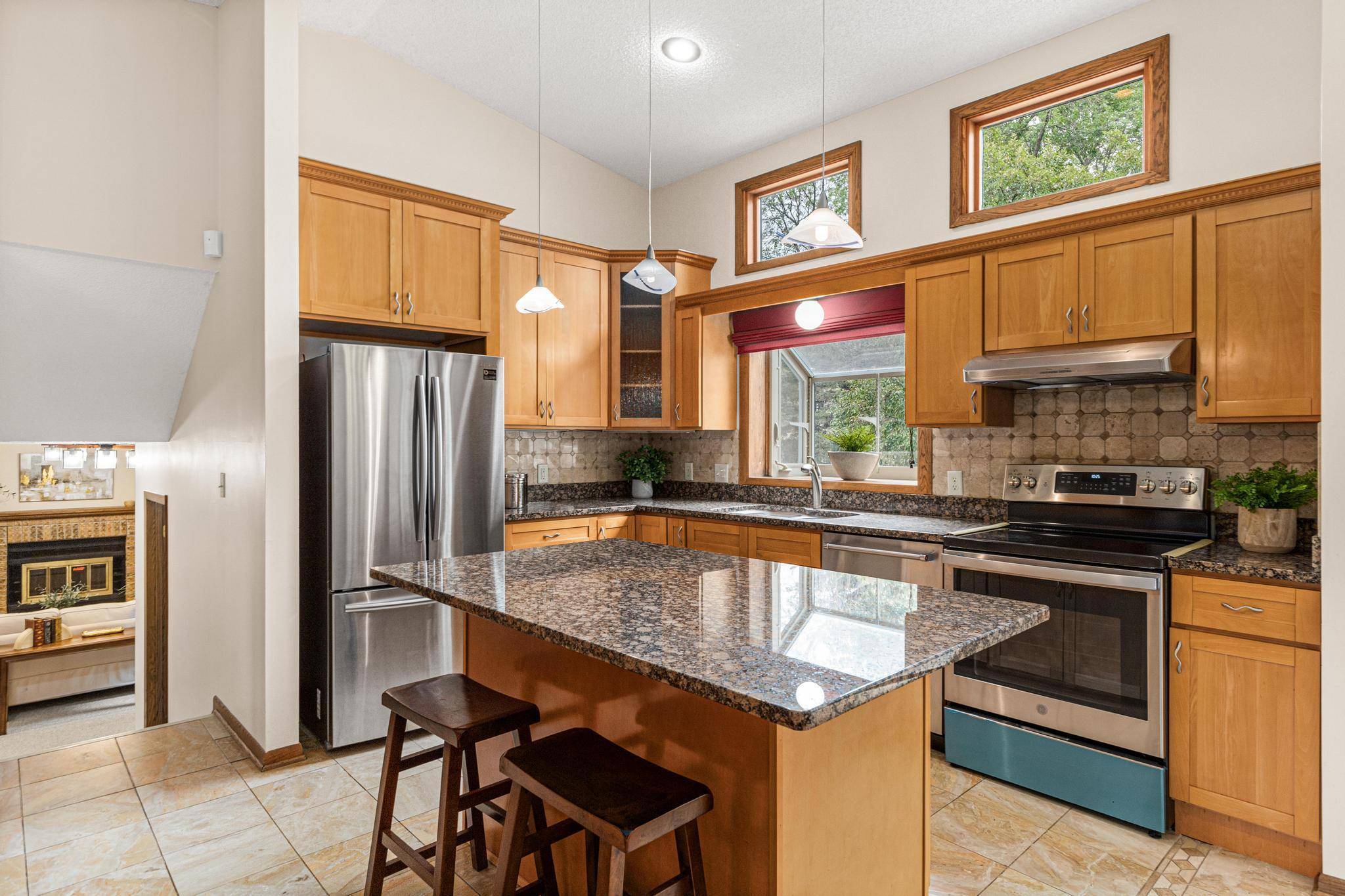 4640 Goldenrod LN N, Plymouth, MN 55442