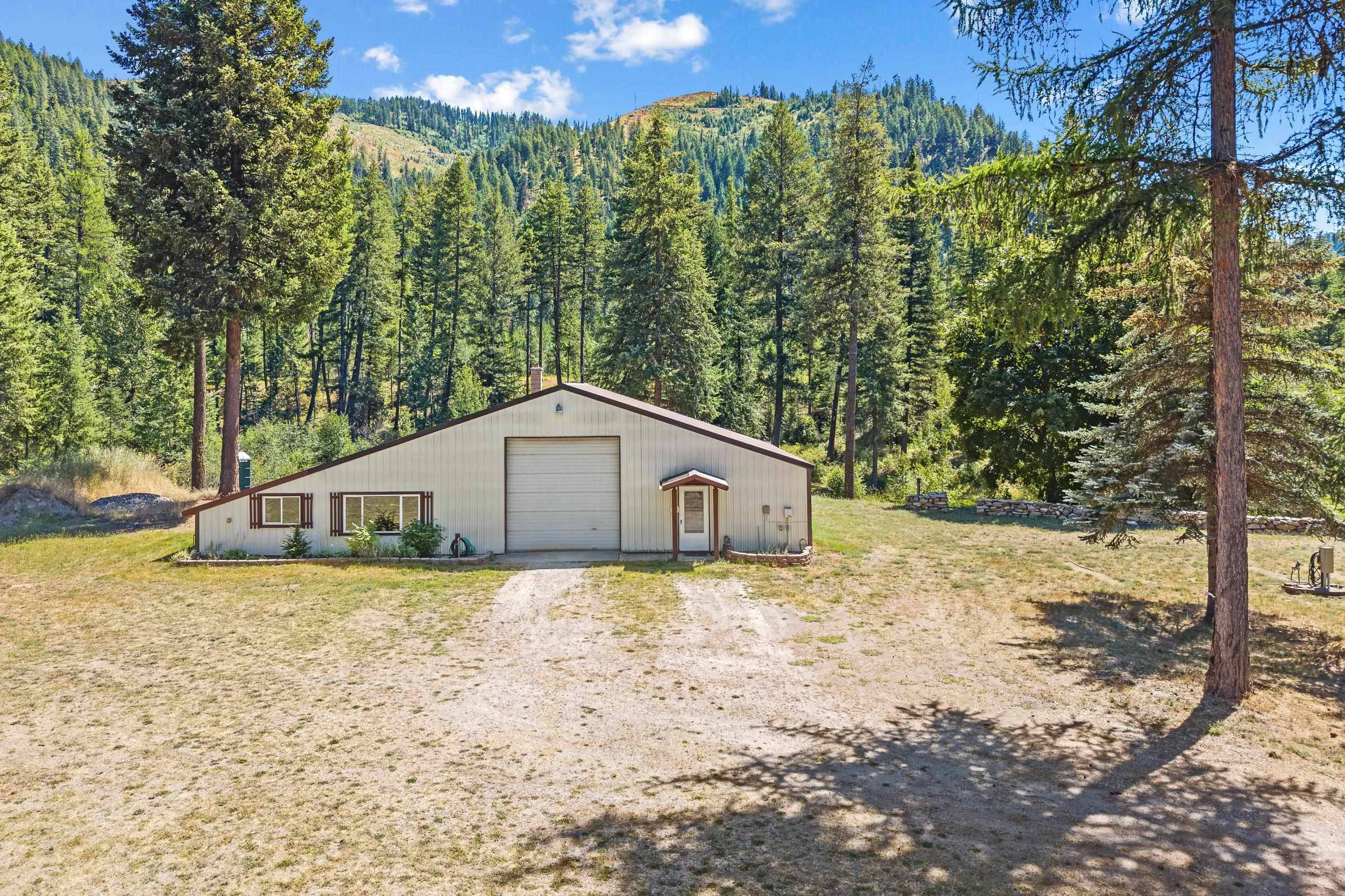 4151 Grouse Creek Rd, Loon Lake, WA 99148