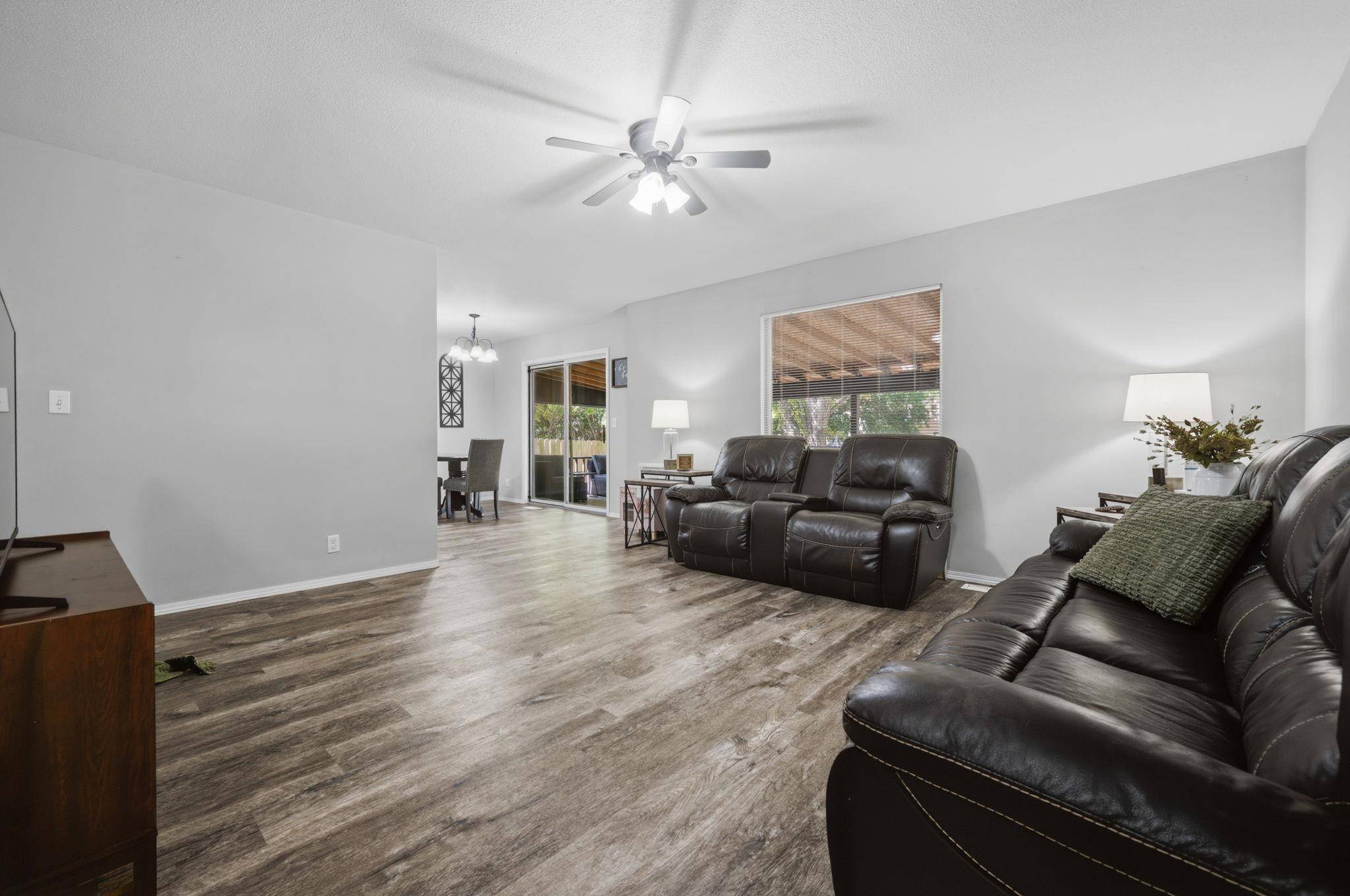 313 S Goddard Rd, Goddard, KS 67052