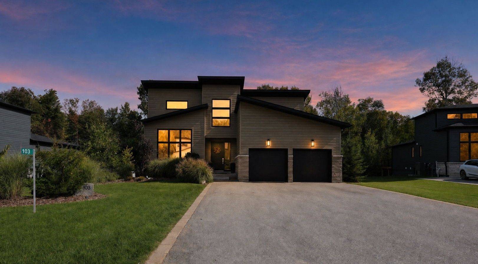 103 Tekiah RD, Blue Mountains, ON N0H 1J0