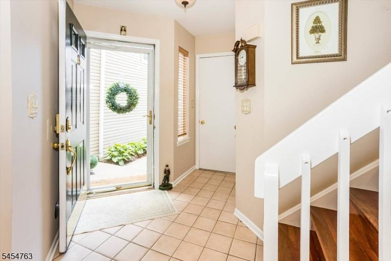 15 Witherspoon Ct, Morris Twp., NJ 07960