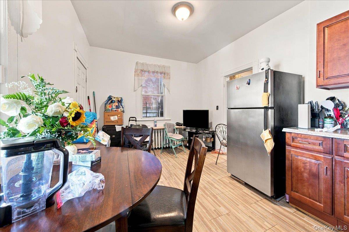 356 Riverdale AVE #1, Yonkers, NY 10705