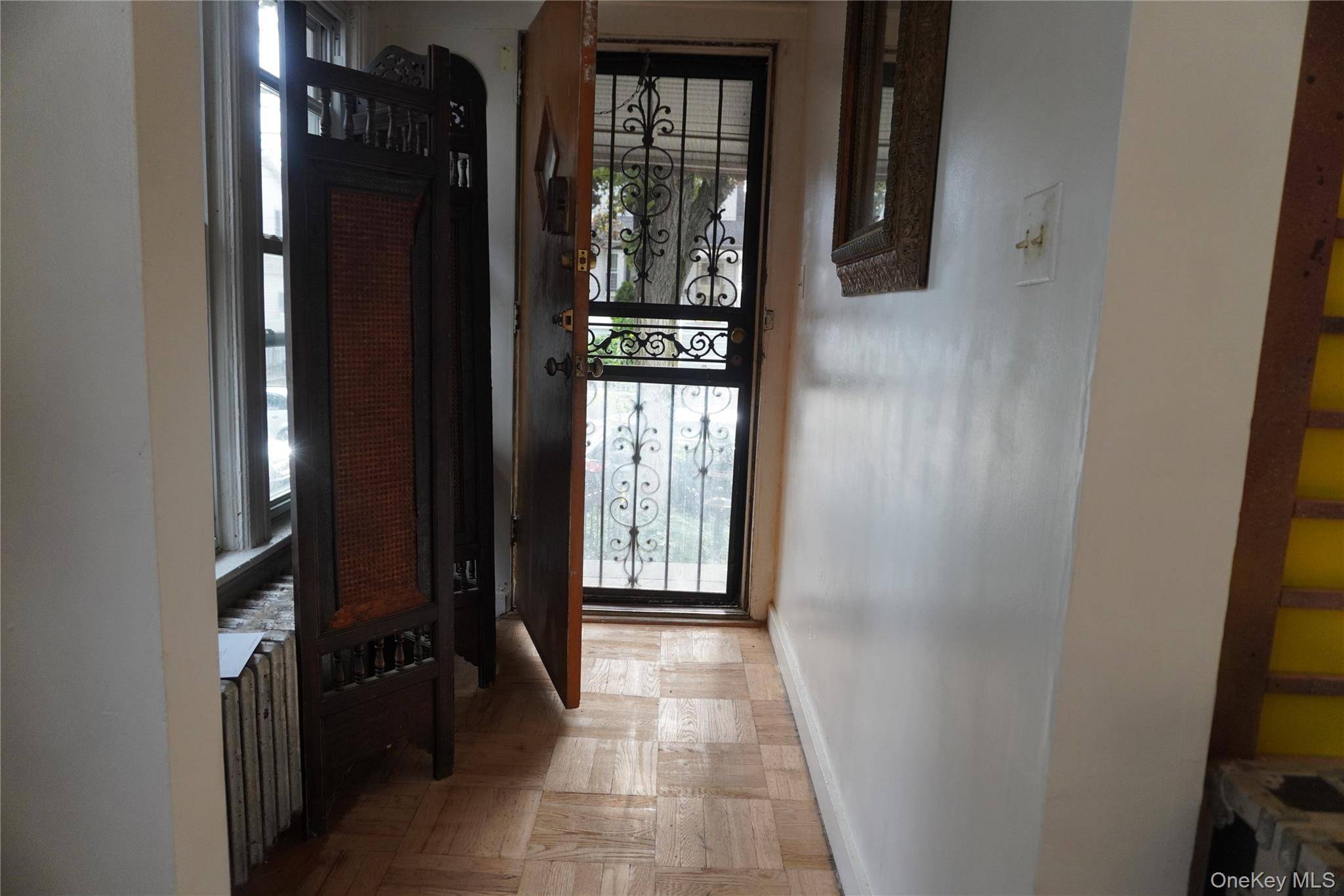 4350 Grace AVE, Bronx, NY 10466