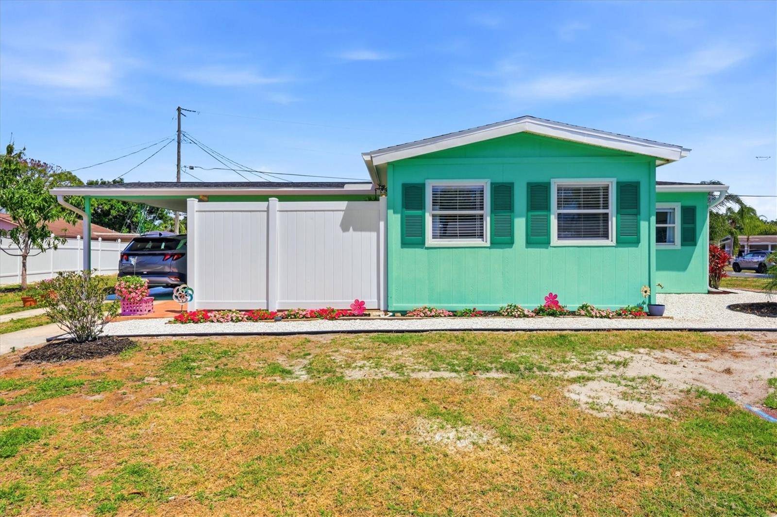 723 S BRINK AVE, Sarasota, FL 34237