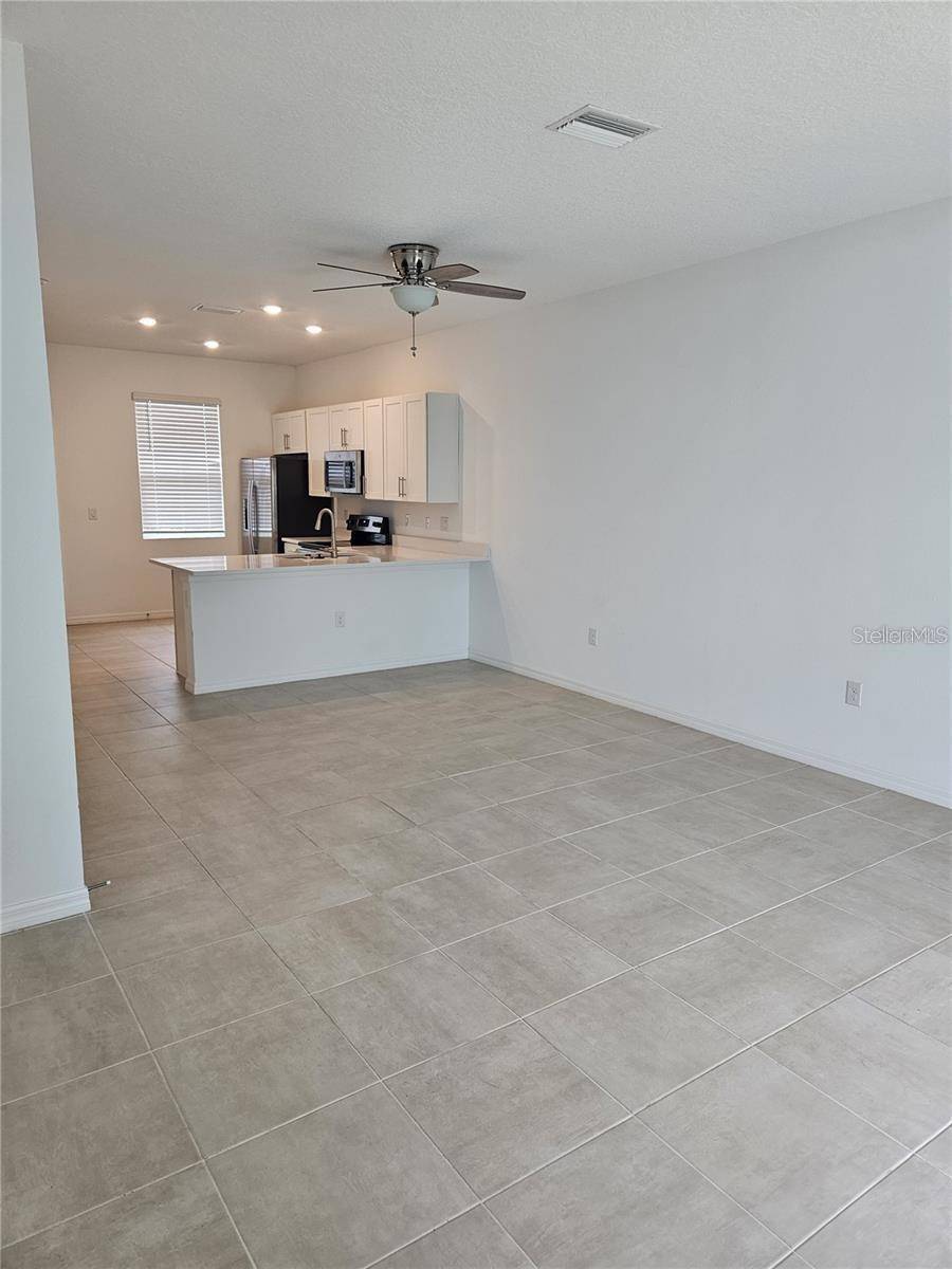 8520 DAYBREAK ST, Sarasota, FL 34241