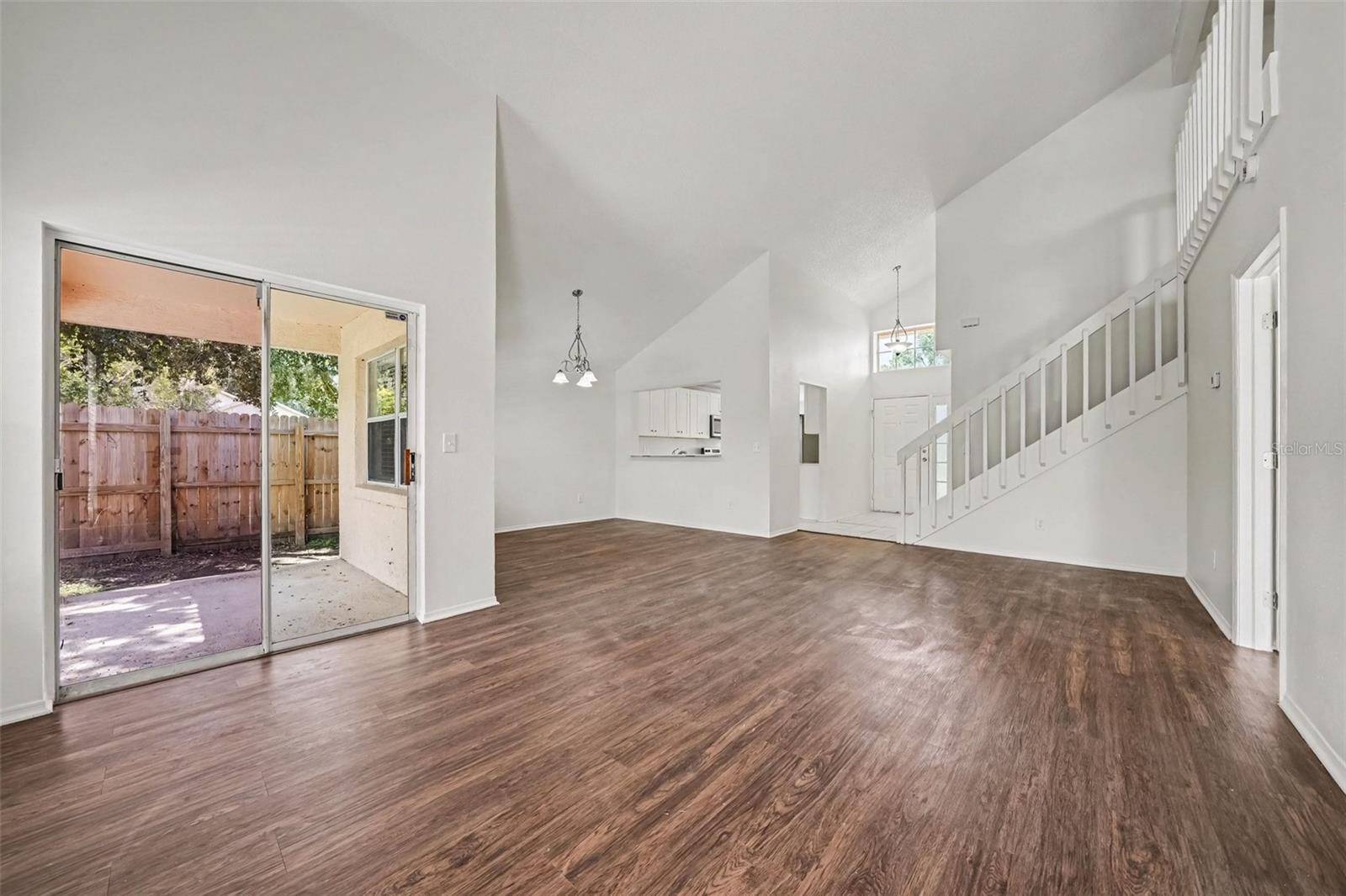 317 MORNING CREEK CIR, Apopka, FL 32712