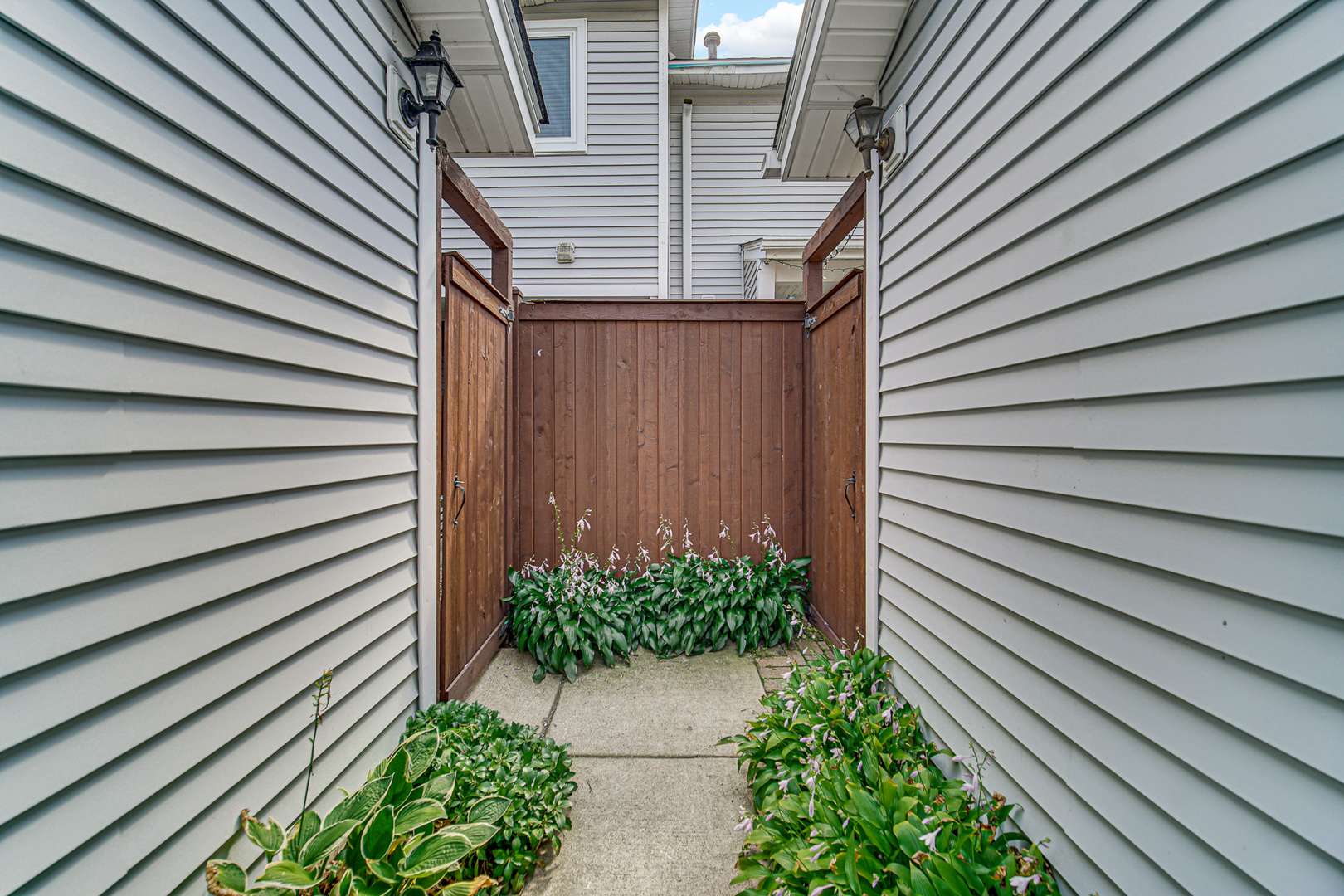 368 Dogwood TER, Buffalo Grove, IL 60089
