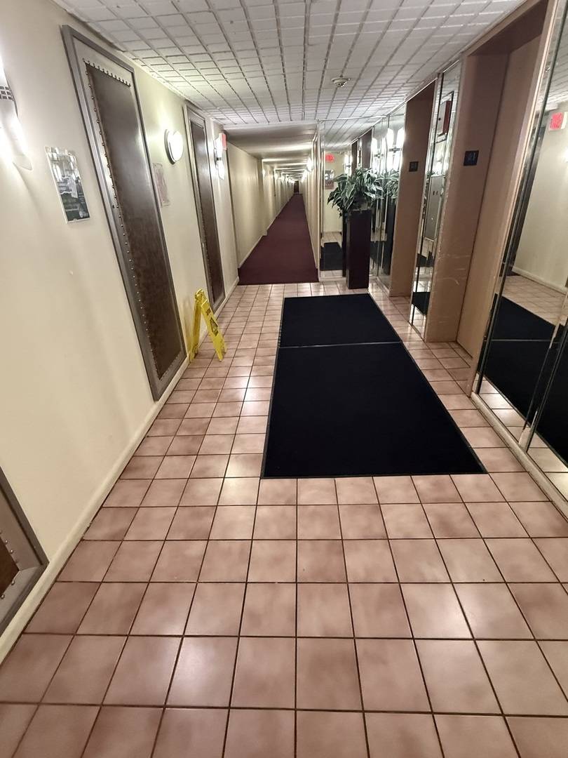 400 Park AVE #618, Calumet City, IL 60409