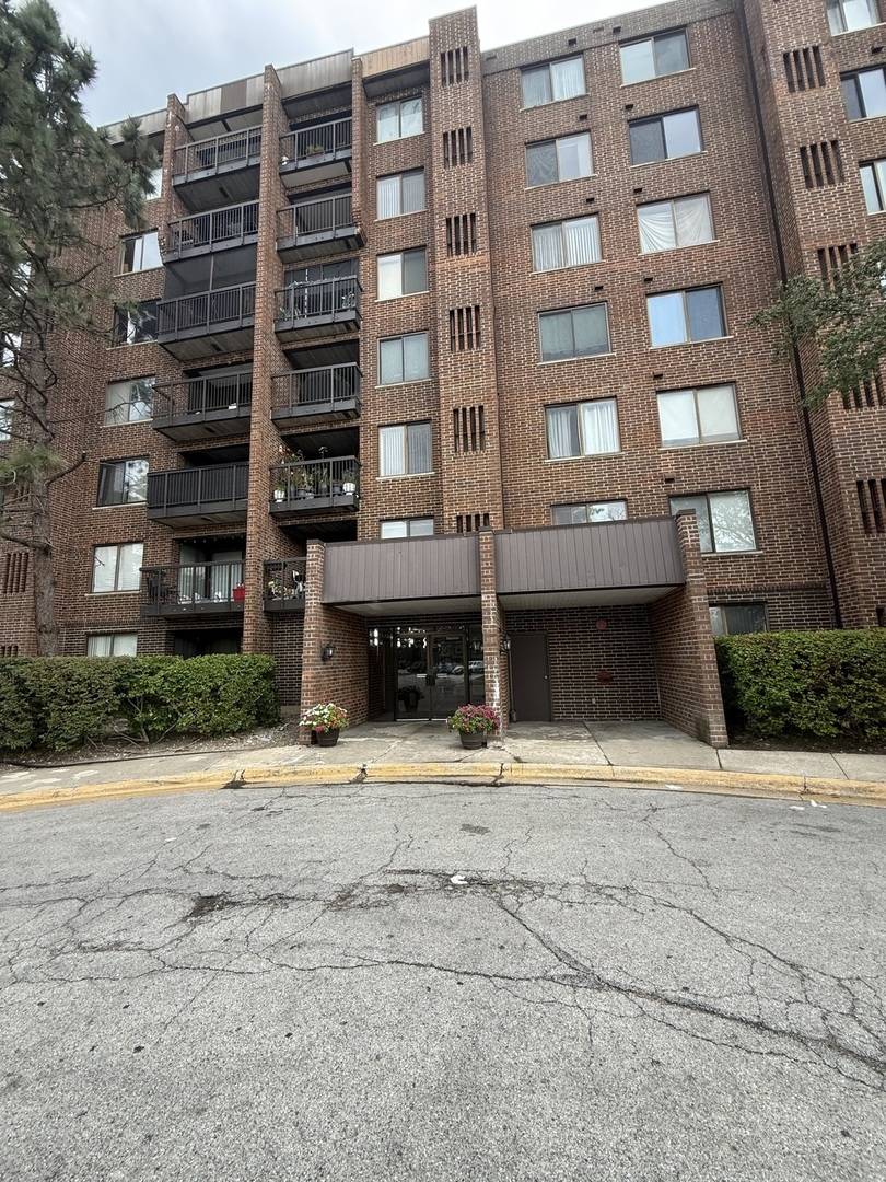 400 Park AVE #618, Calumet City, IL 60409