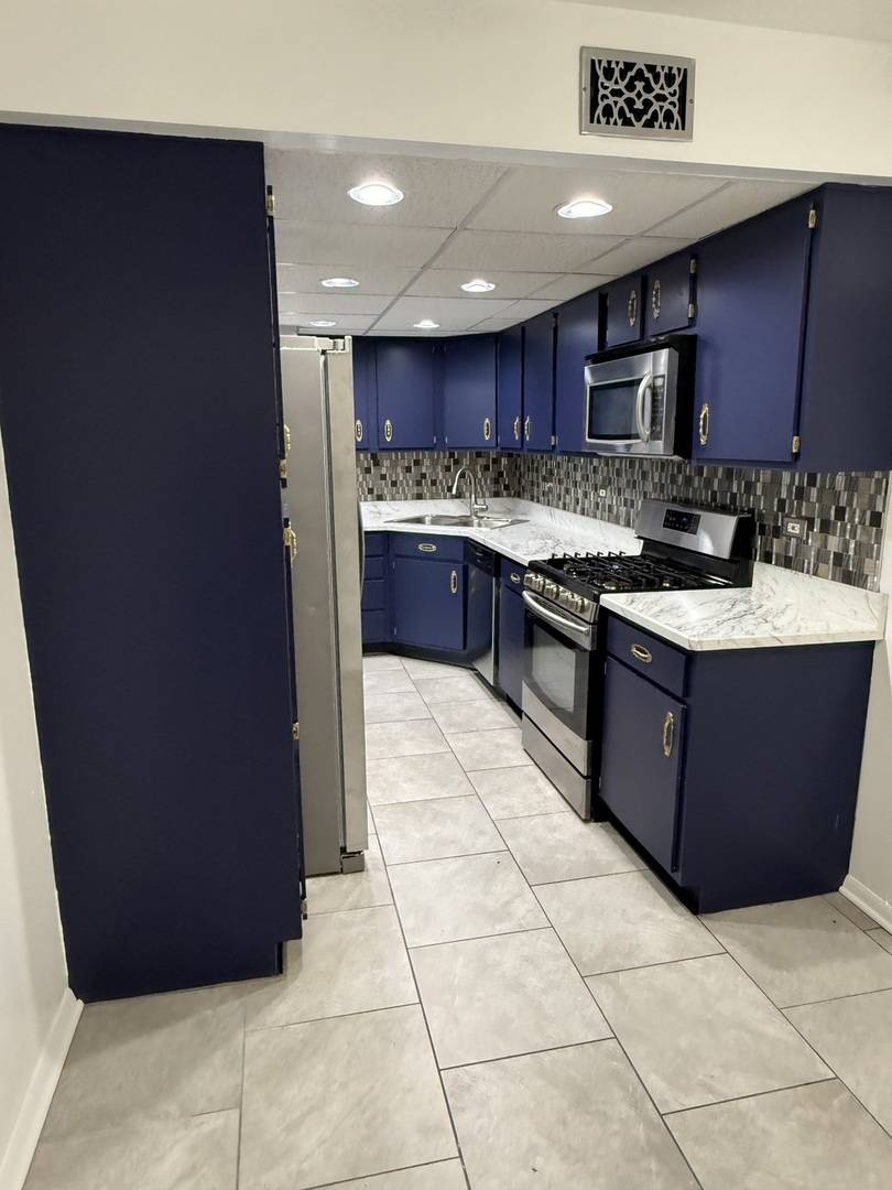400 Park AVE #618, Calumet City, IL 60409
