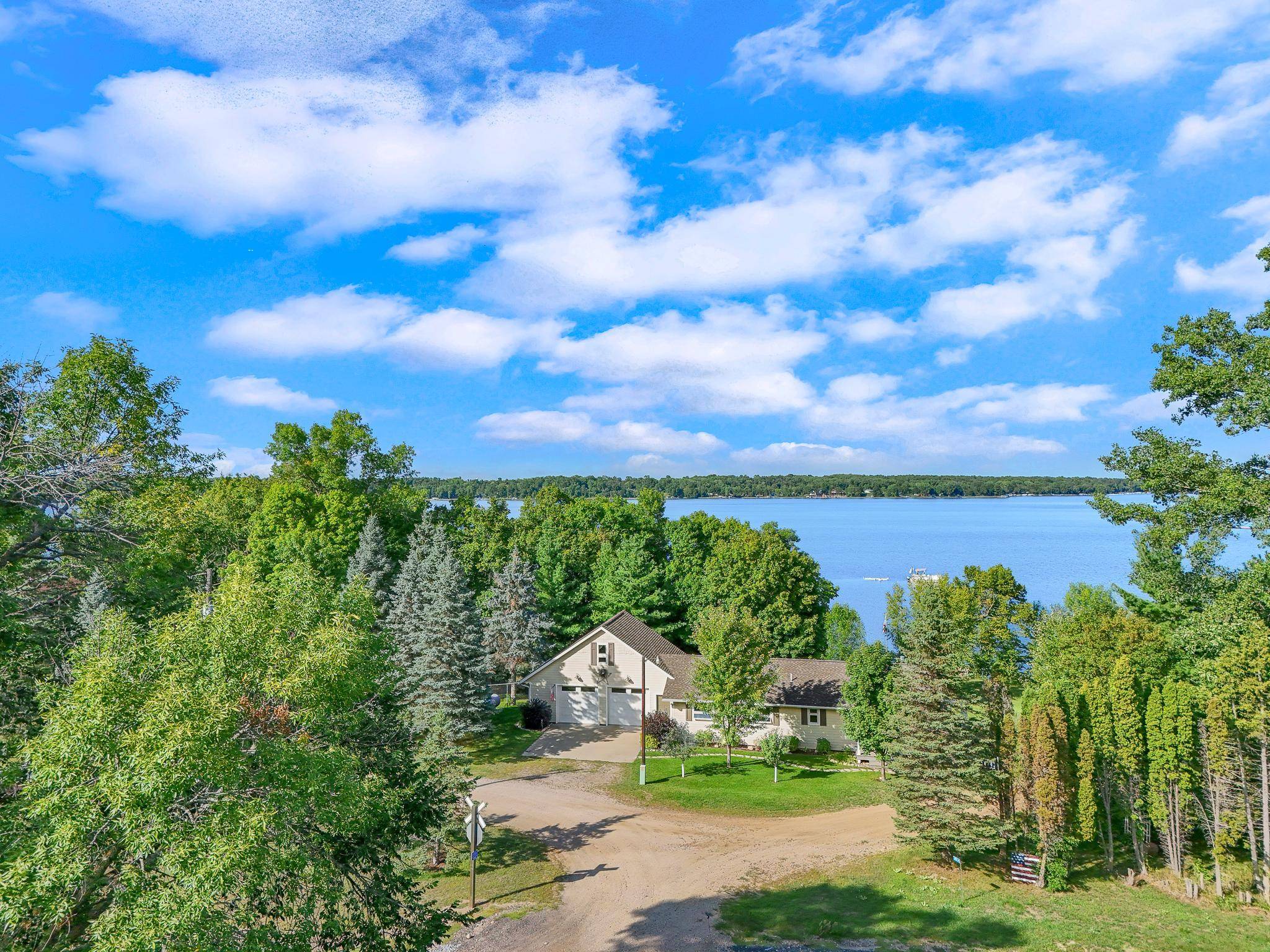 38834 Railroad Dr, Richville, MN 56576