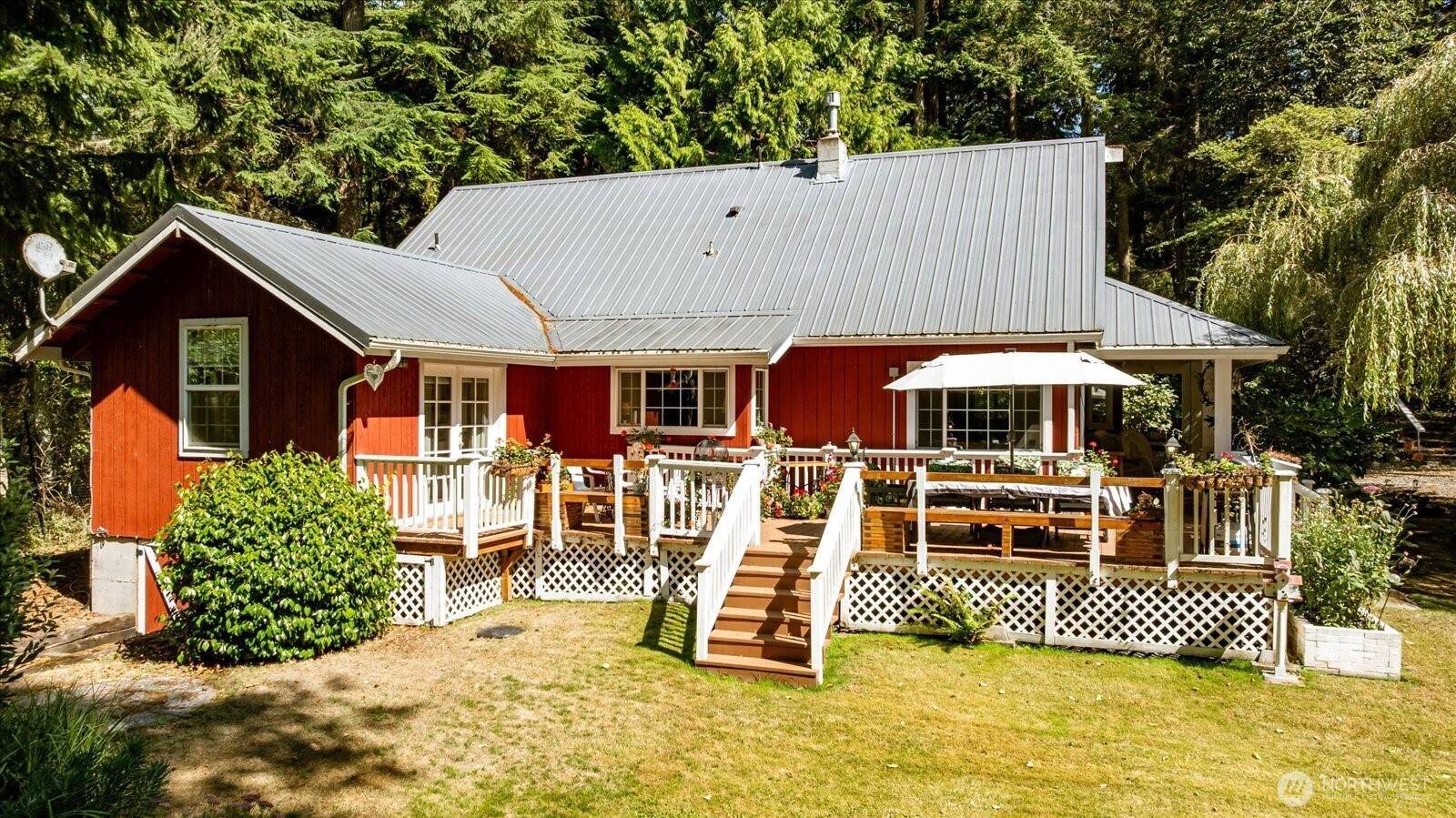 3440 Shady Glen LN, Greenbank, WA 98253
