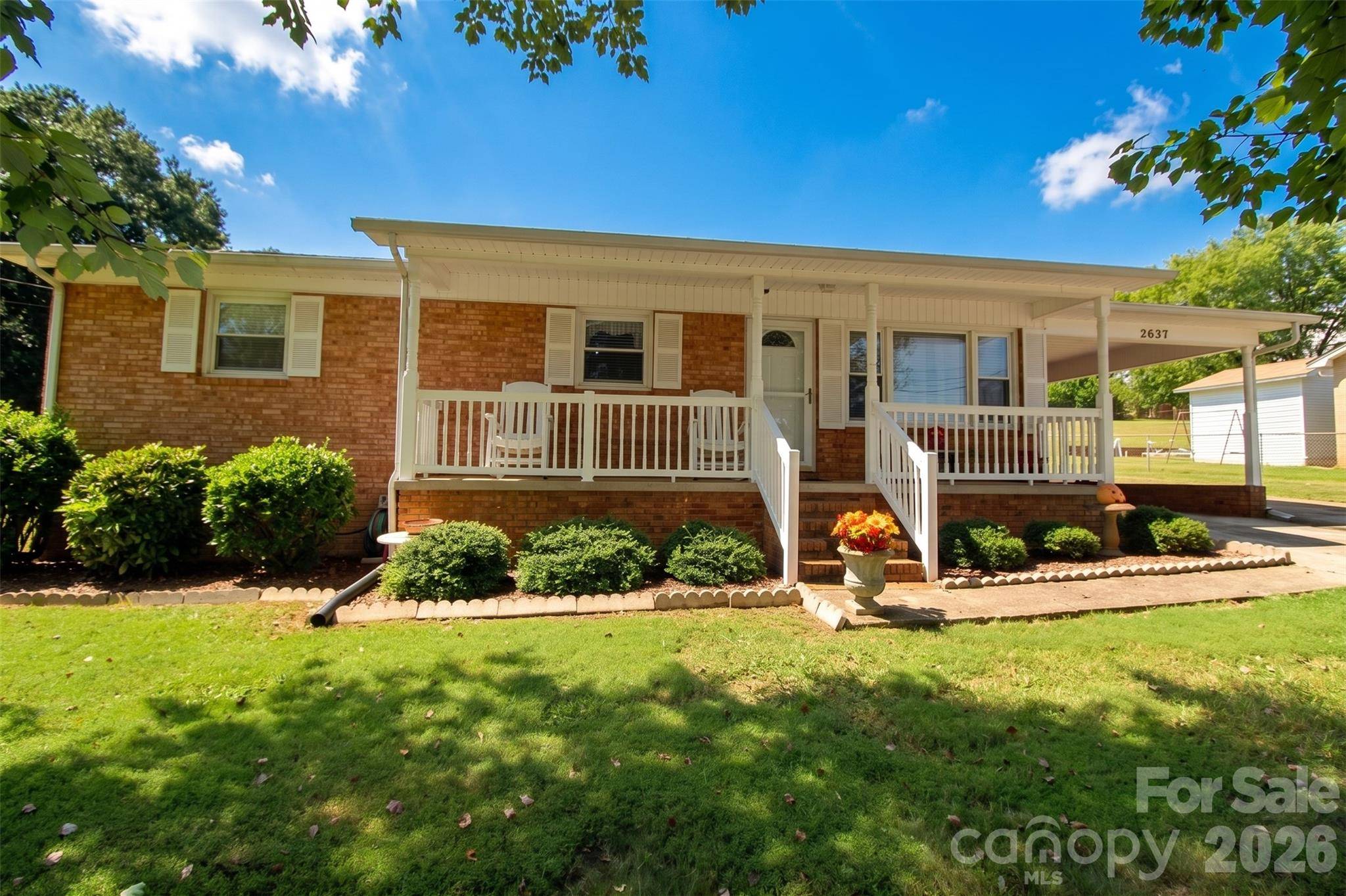 2637 Paula DR, Gastonia, NC 28054