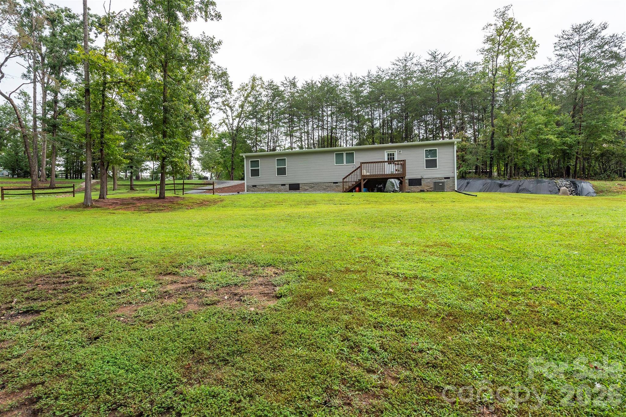 346 Tricycle Hill LN, Tryon, NC 28782