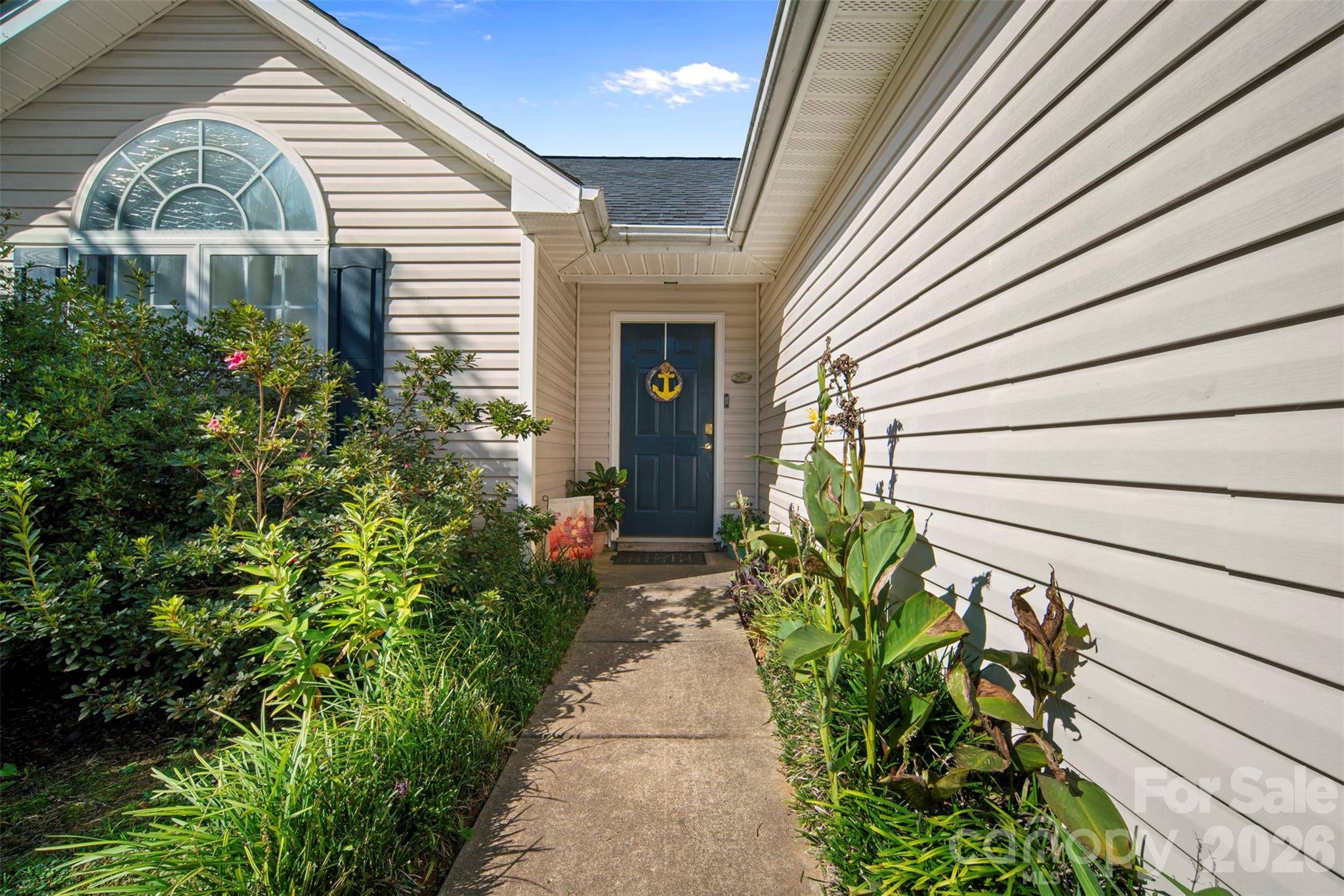 8721 Brookstead Meadow CT, Charlotte, NC 28215