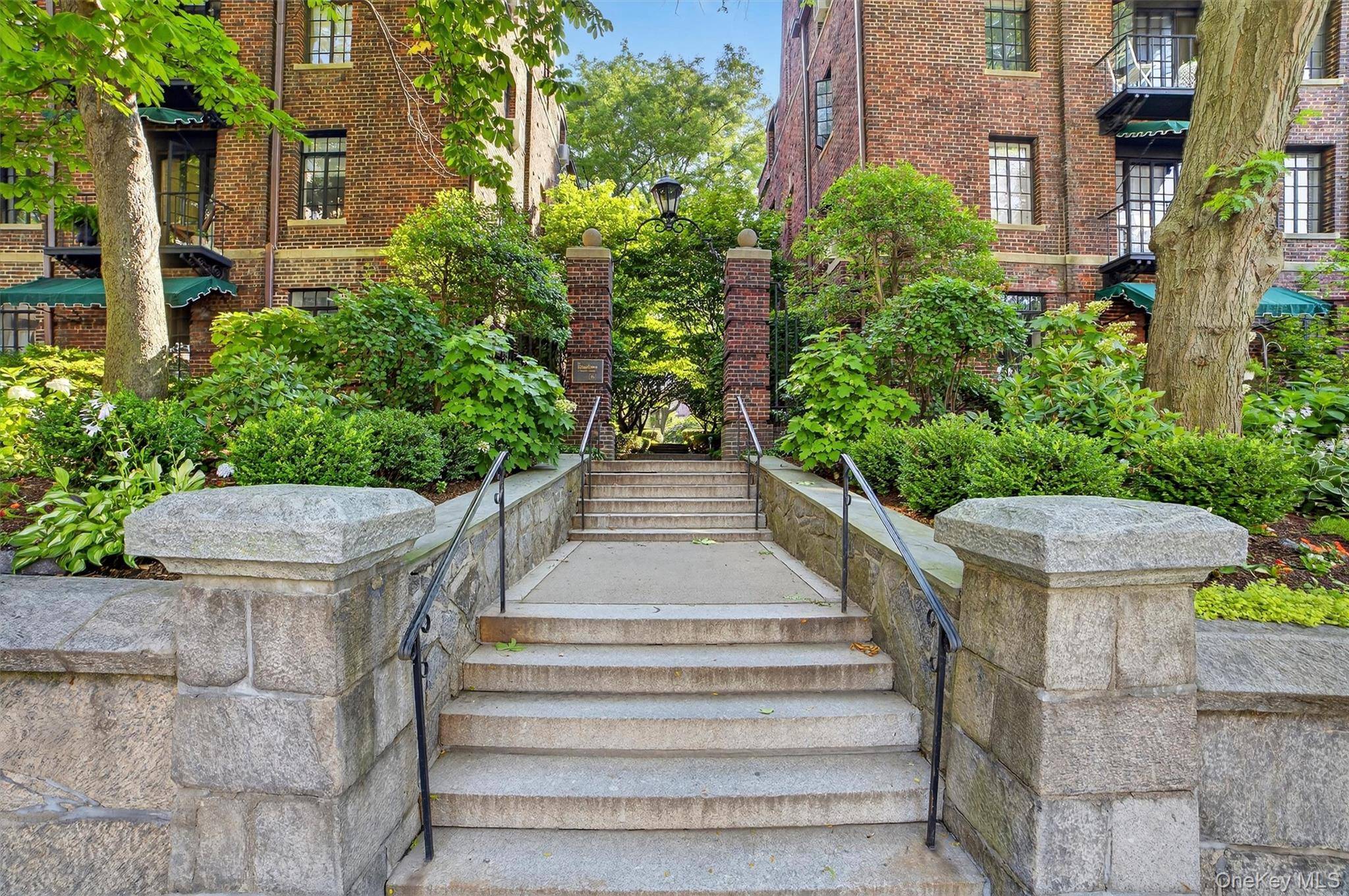 20 N Broadway #A304, White Plains, NY 10601