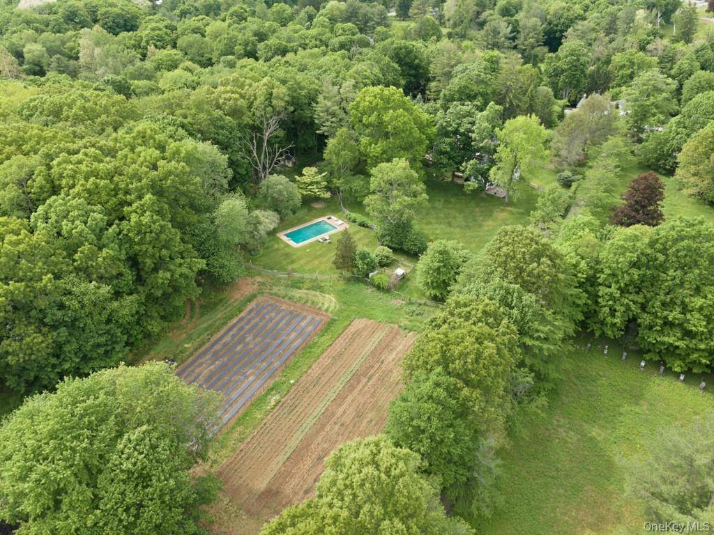 3 Old Shop RD, Cross River, NY 10518