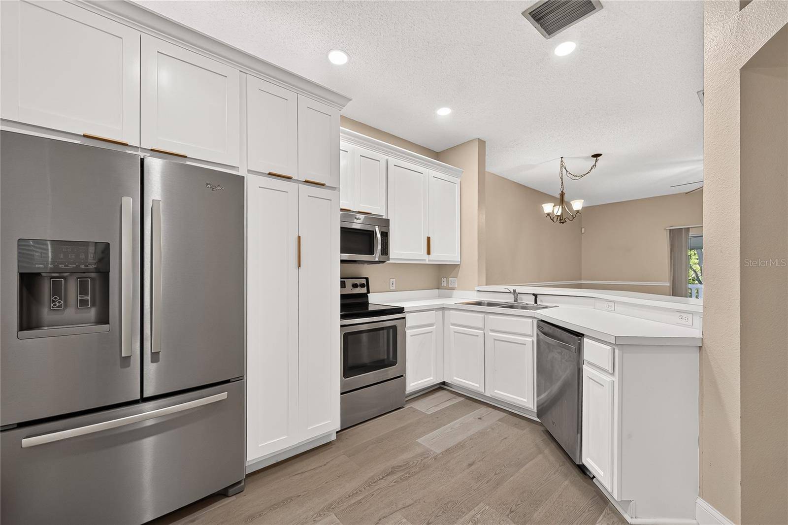 4319 DEERMONT CIR, Tampa, FL 33624