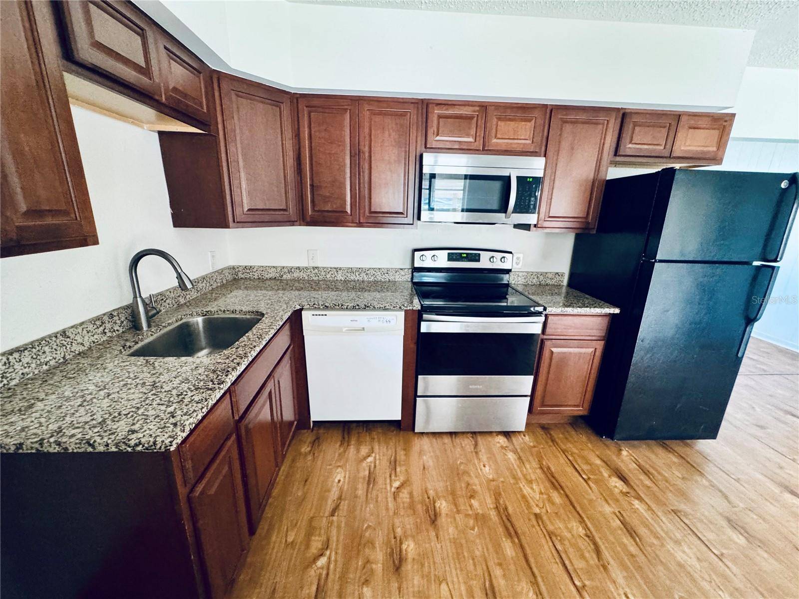 8330 63RD WAY N, Pinellas Park, FL 33781