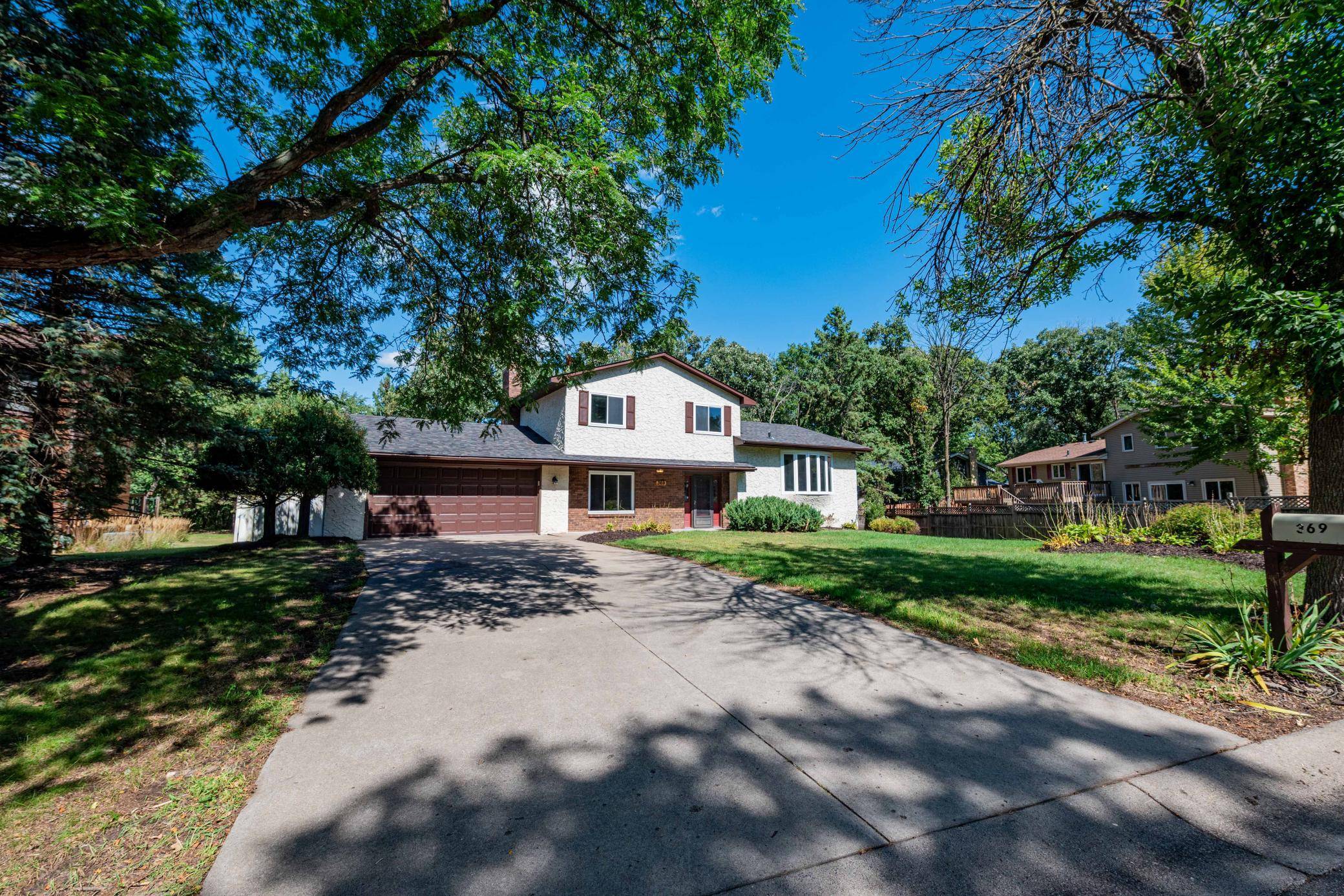 369 118th AVE NW, Coon Rapids, MN 55448