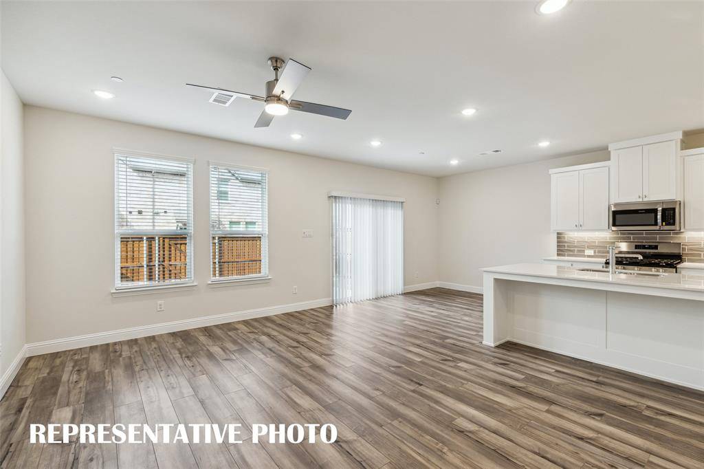 3706 Pierce Lane, Grand Prairie, TX 75052