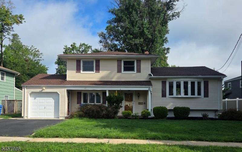 43 Connor Ave, Metuchen Boro, NJ 08840
