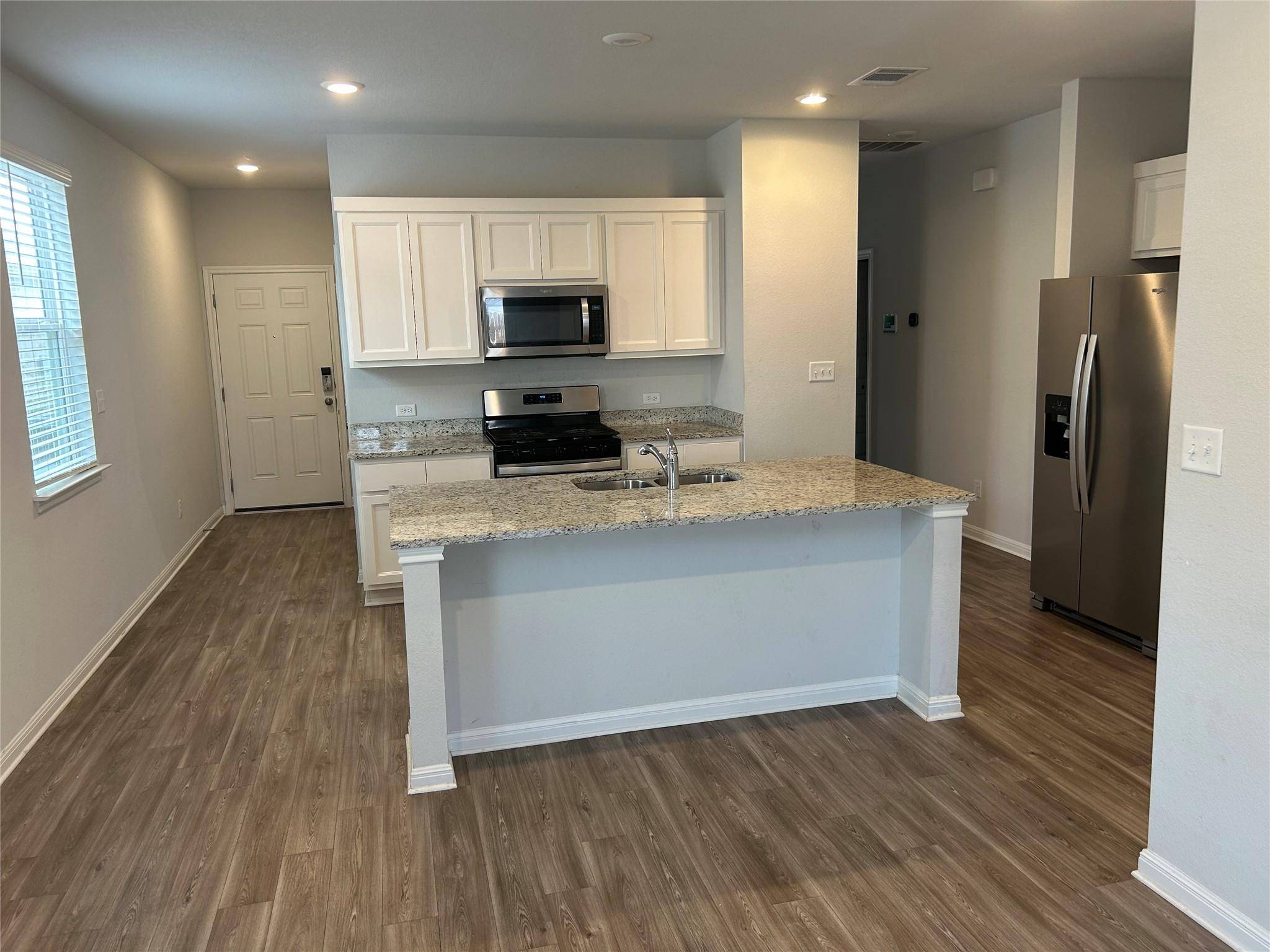 118 Two Bits LN, Elgin, TX 78621
