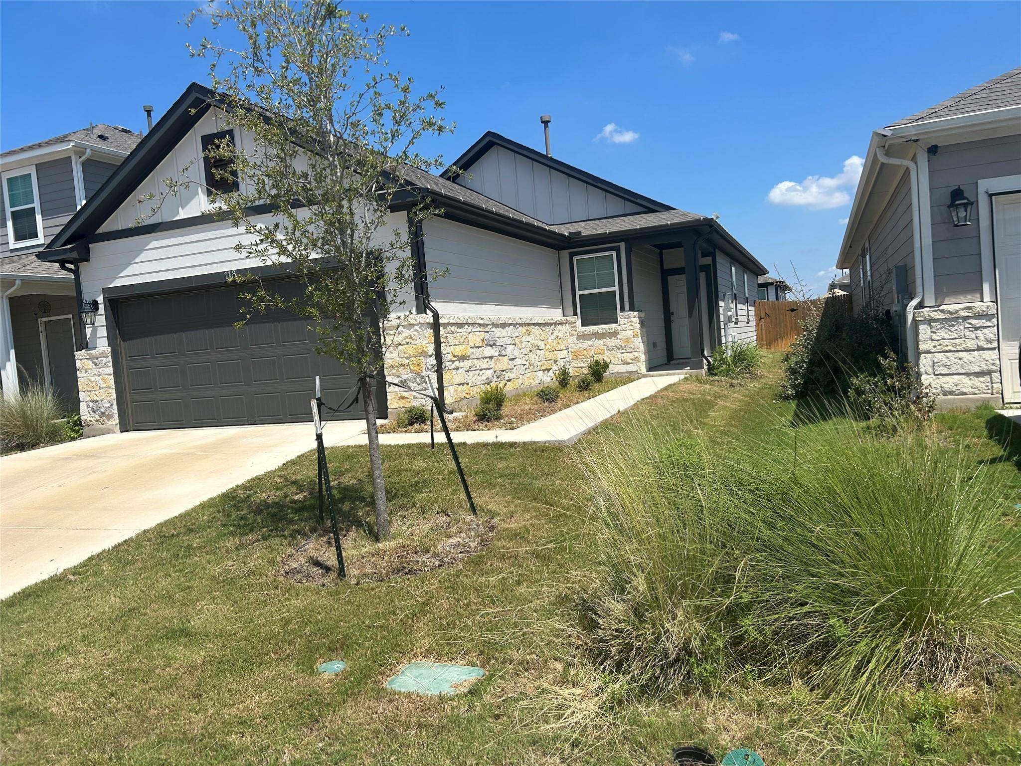 118 Two Bits LN, Elgin, TX 78621