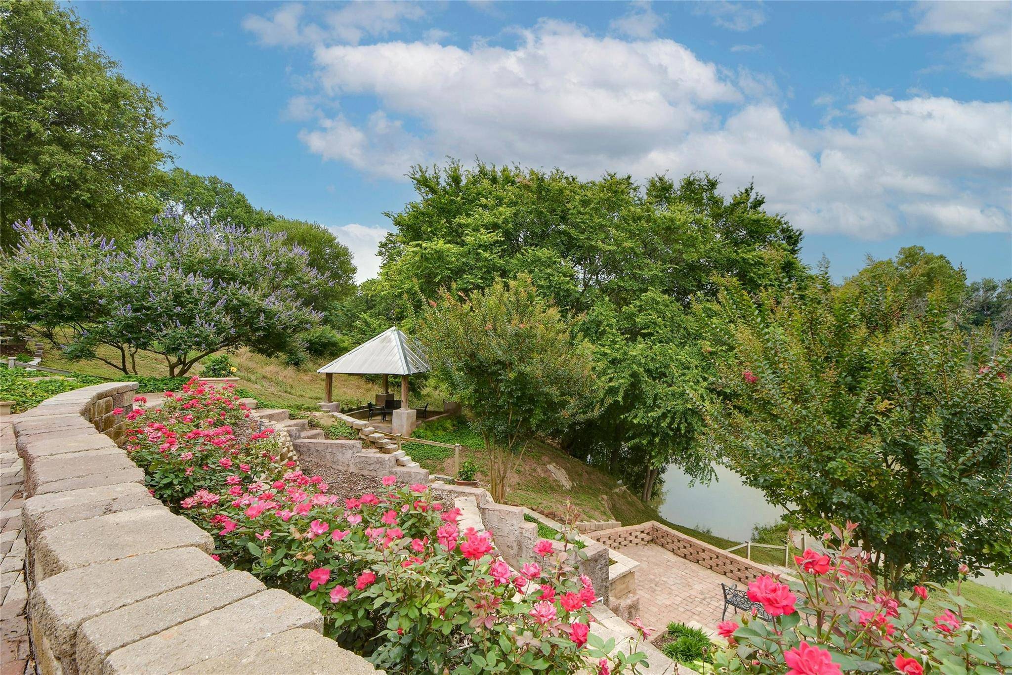 163 El Camino River RD, Bastrop, TX 78602