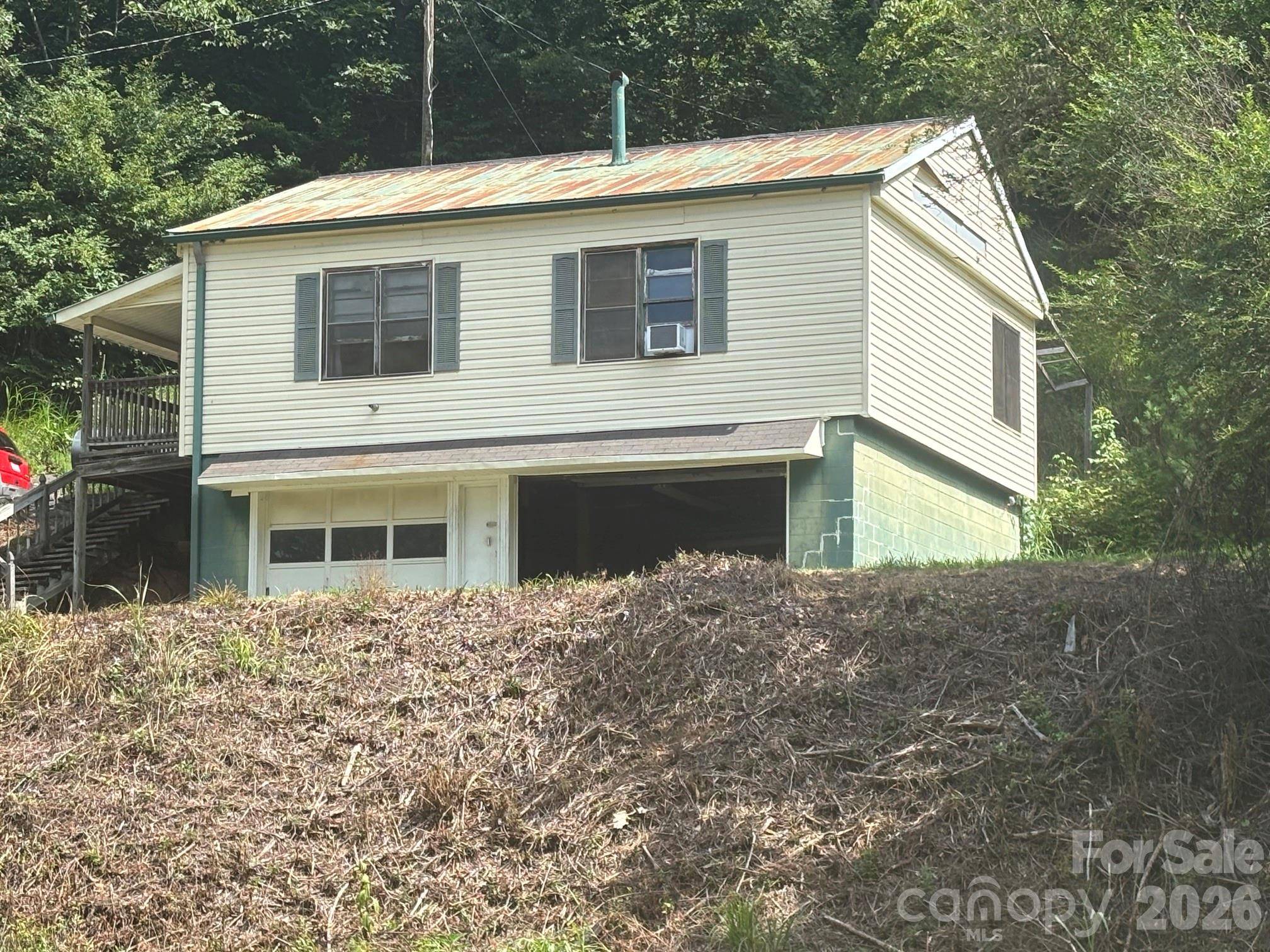321 Bartlett RD, Weaverville, NC 28787