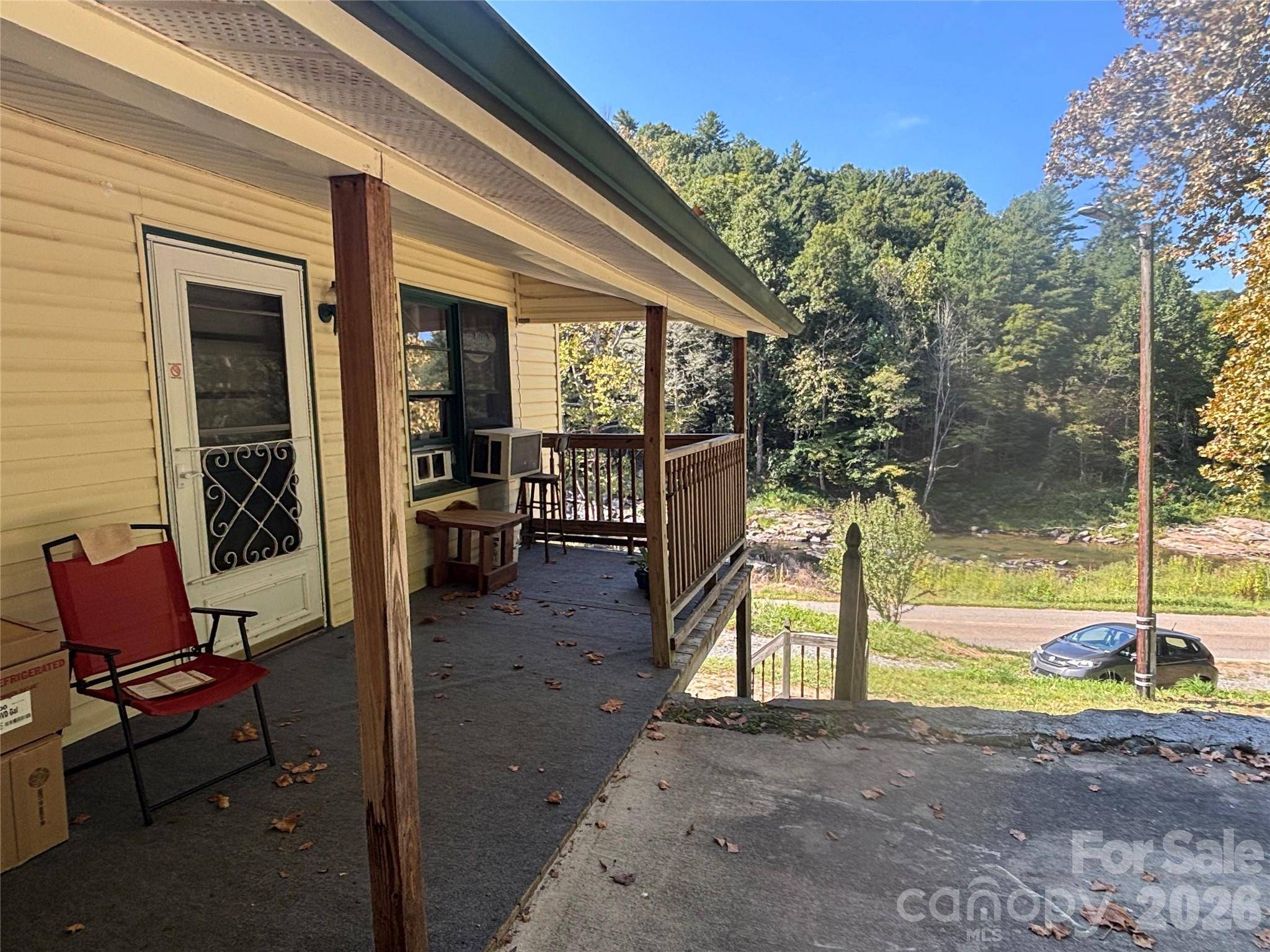 321 Bartlett RD, Weaverville, NC 28787