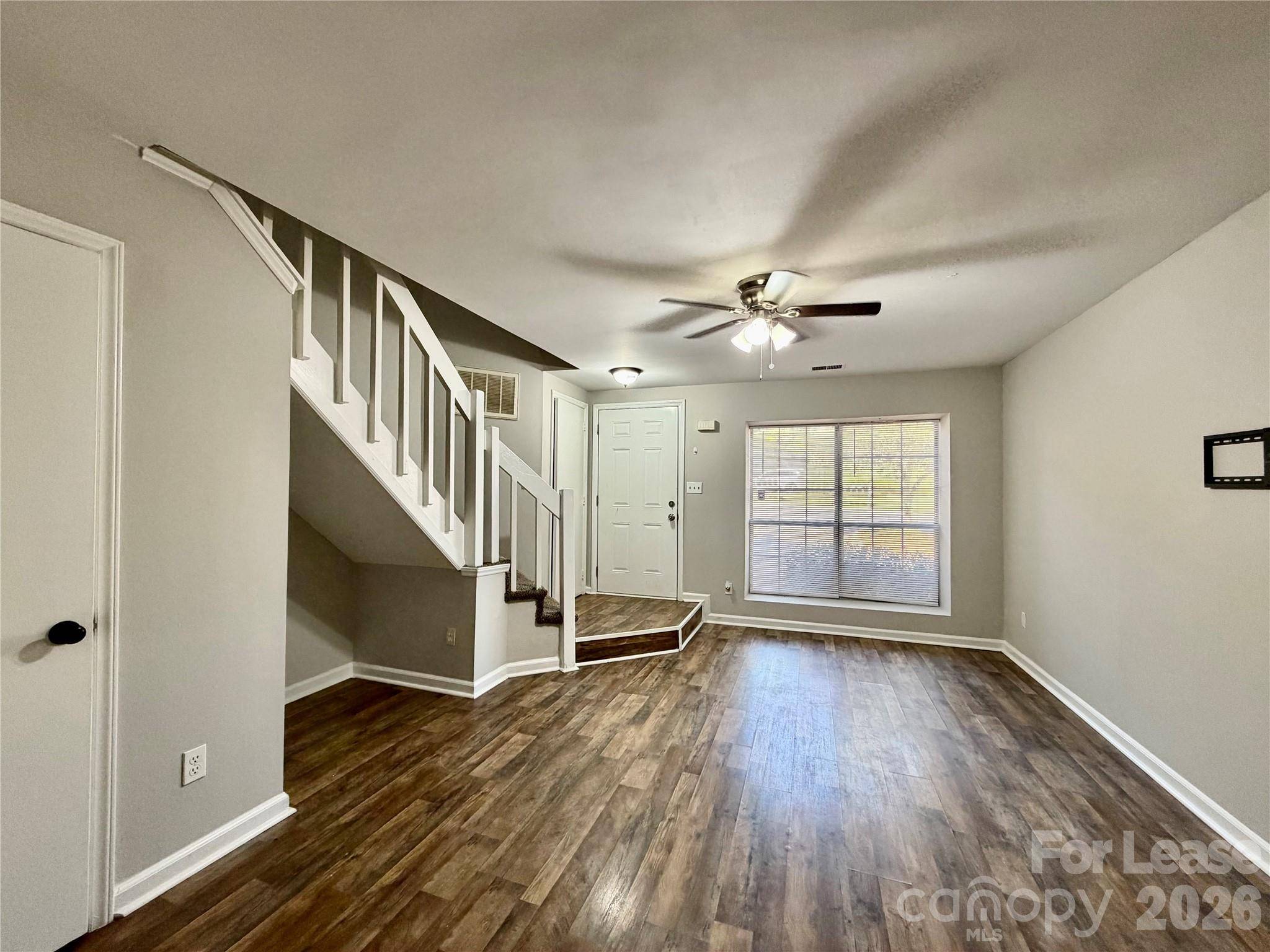 6354 Windsor Gate LN, Charlotte, NC 28215