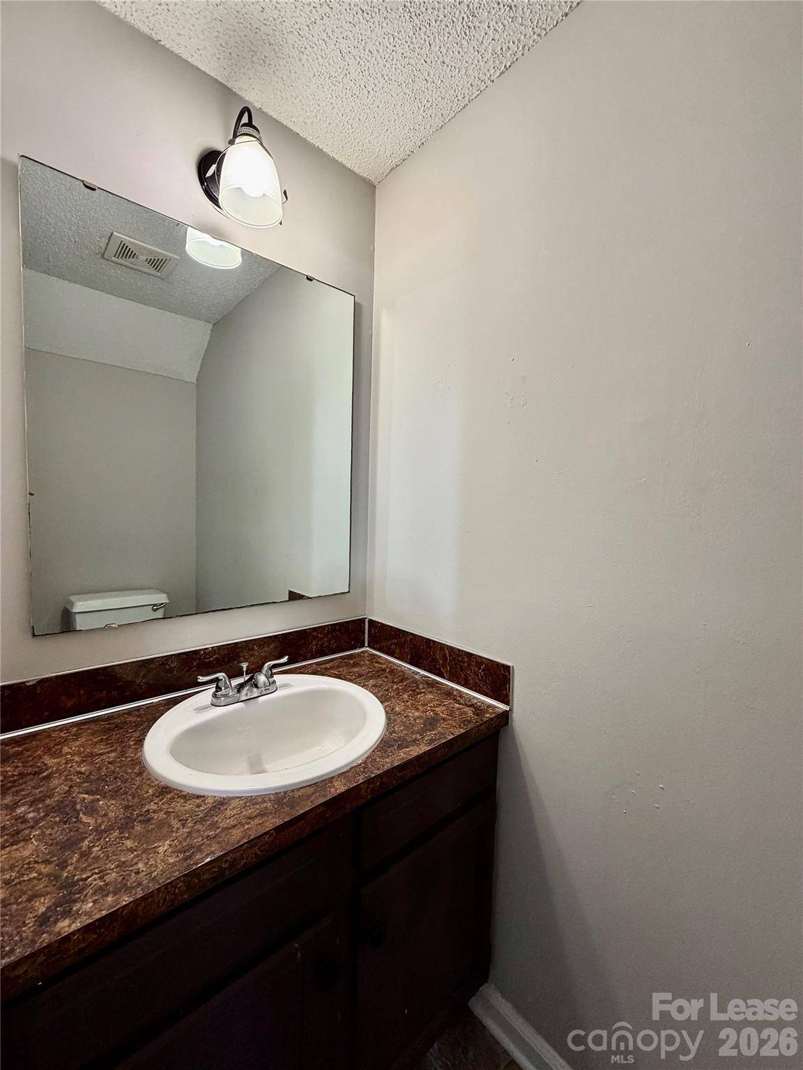 6354 Windsor Gate LN, Charlotte, NC 28215