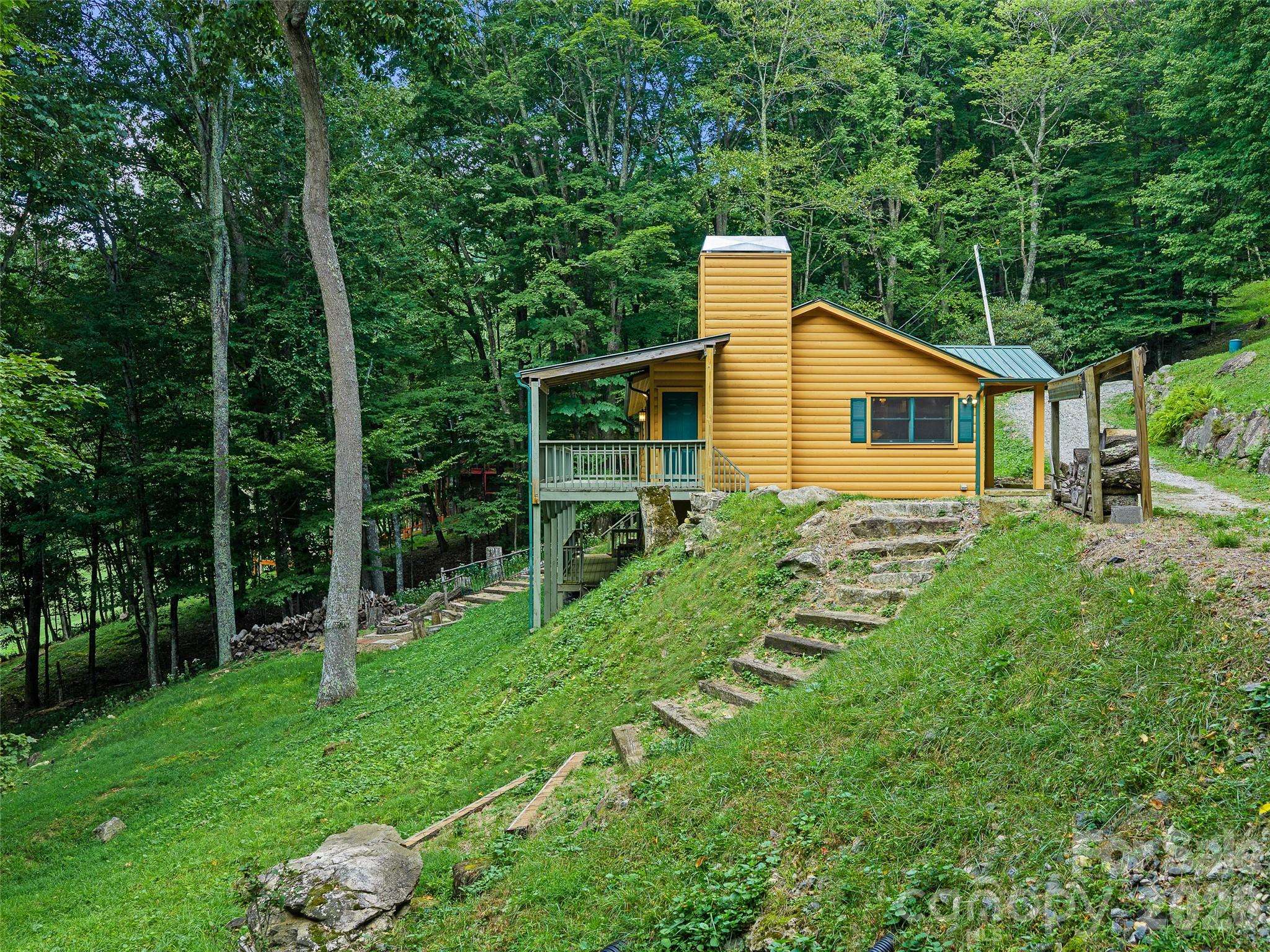 73 Oak Ridge CT, Mars Hill, NC 28754