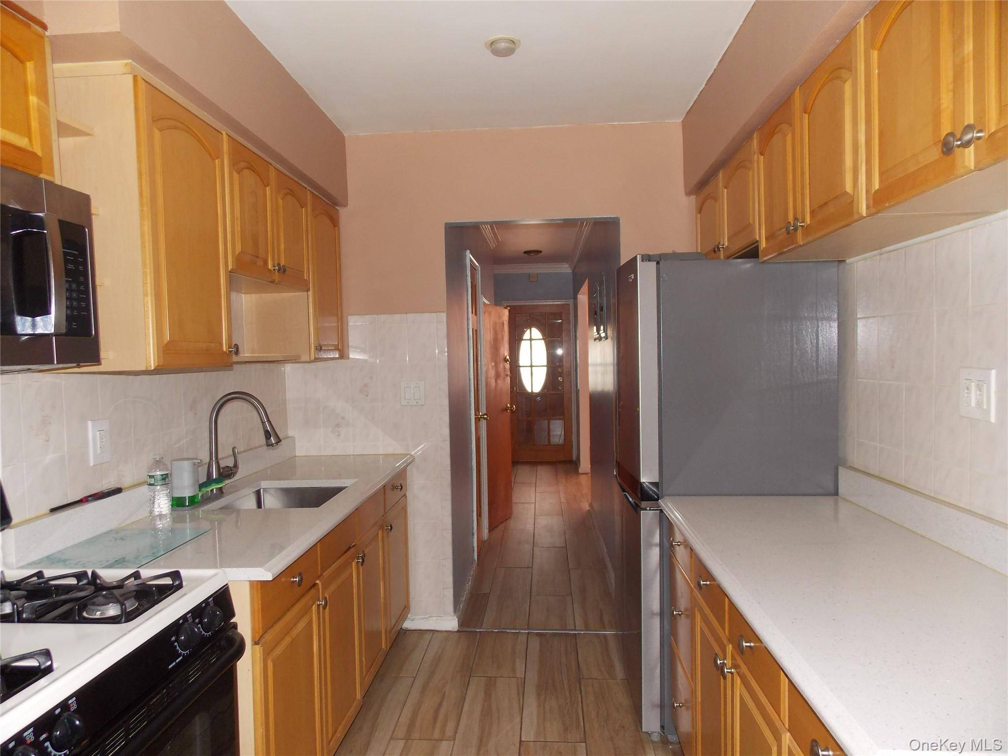 2927 Throop AVE, Bronx, NY 10469