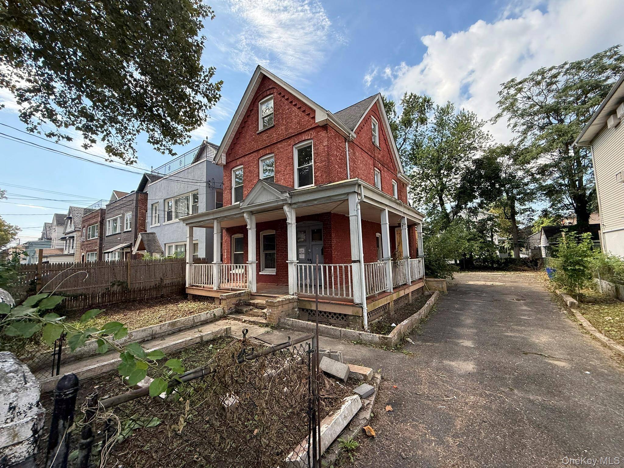 332 S 6th AVE, Mount Vernon, NY 10550