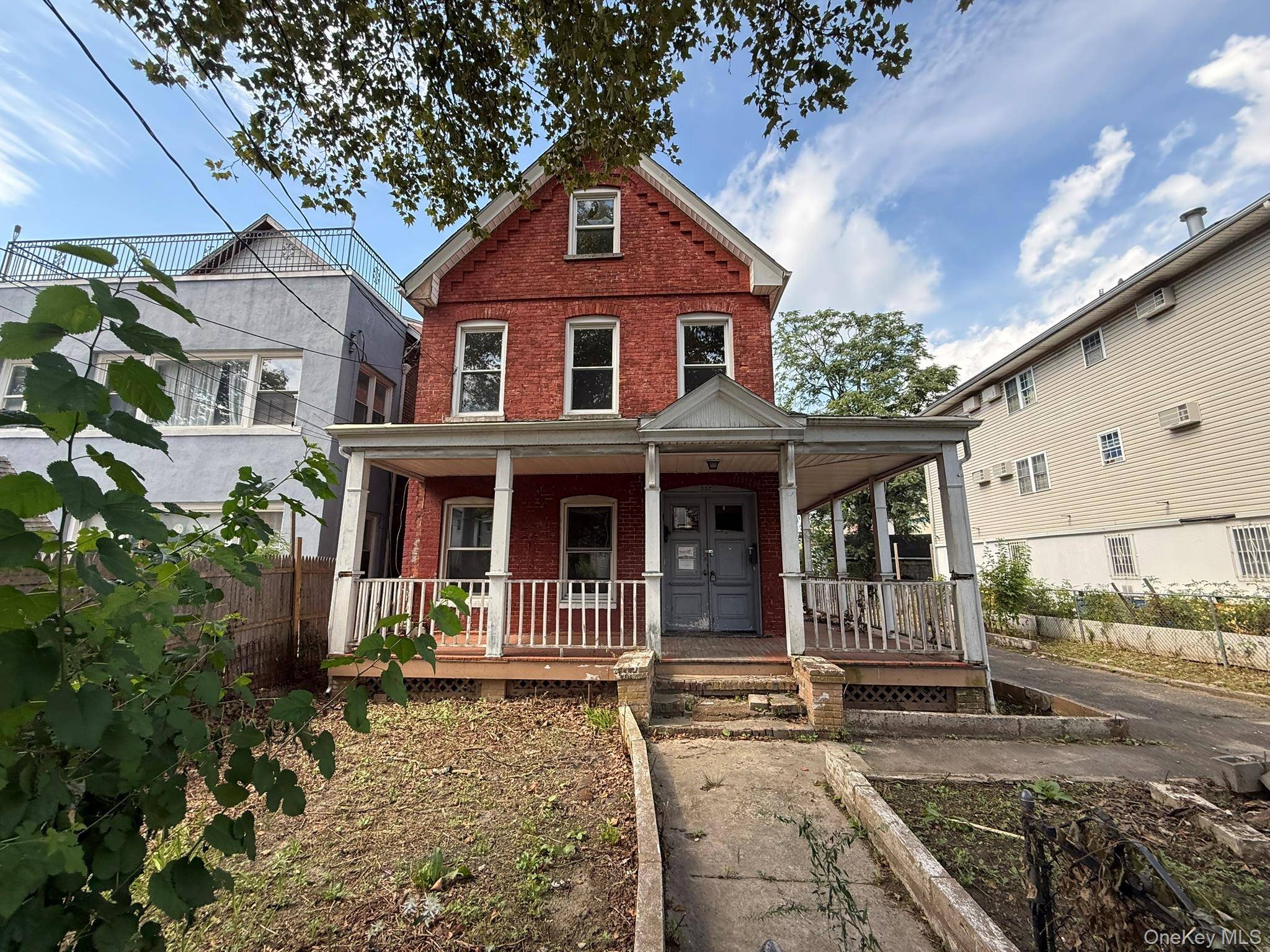 332 S 6th AVE, Mount Vernon, NY 10550