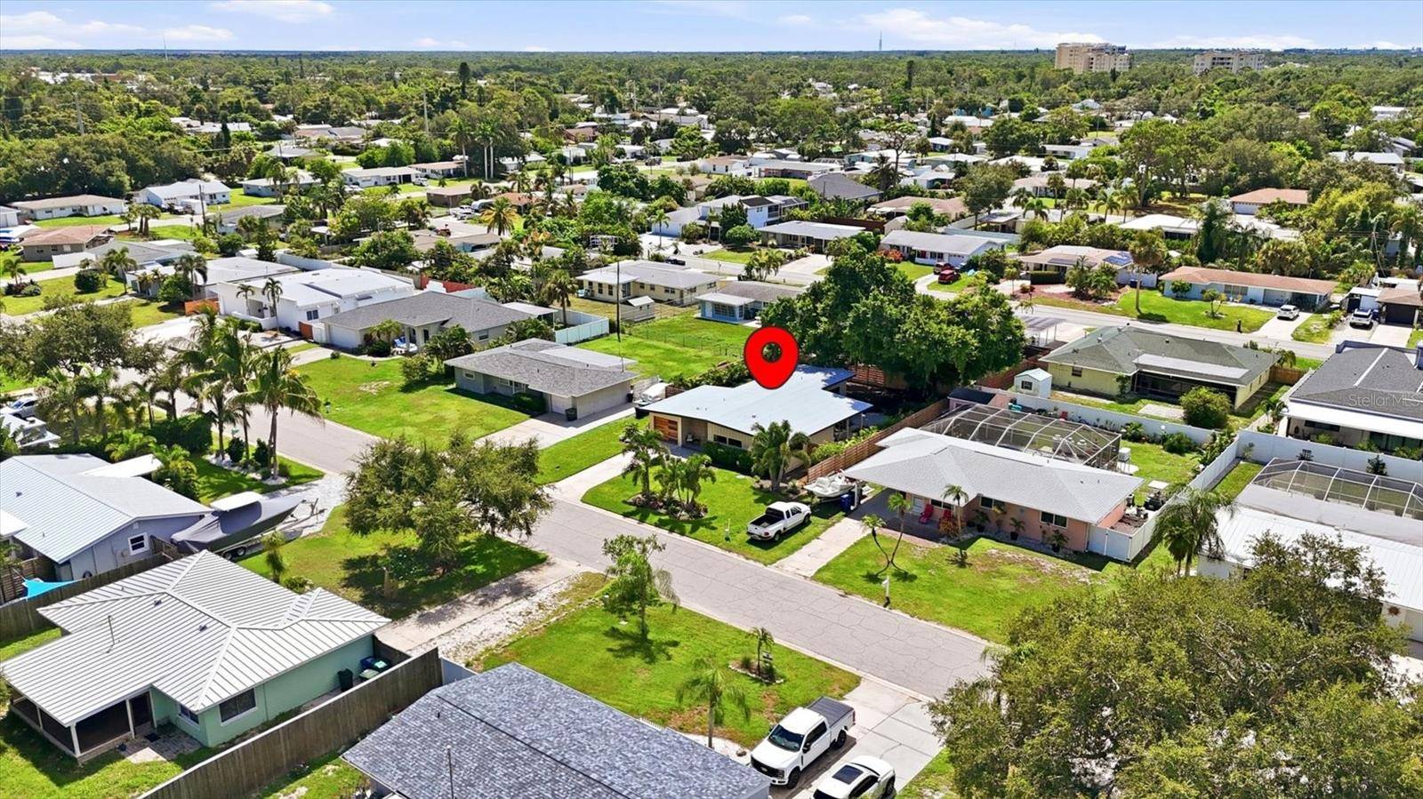 1706 LIVINGSTONE ST, Sarasota, FL 34231