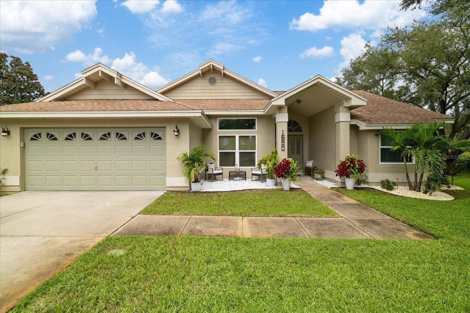 1650 WINNERS CIR, Tarpon Springs, FL 34689
