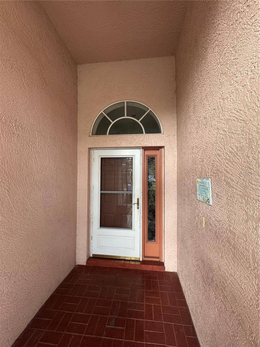 241 CHARDONNAY PL, Valrico, FL 33594