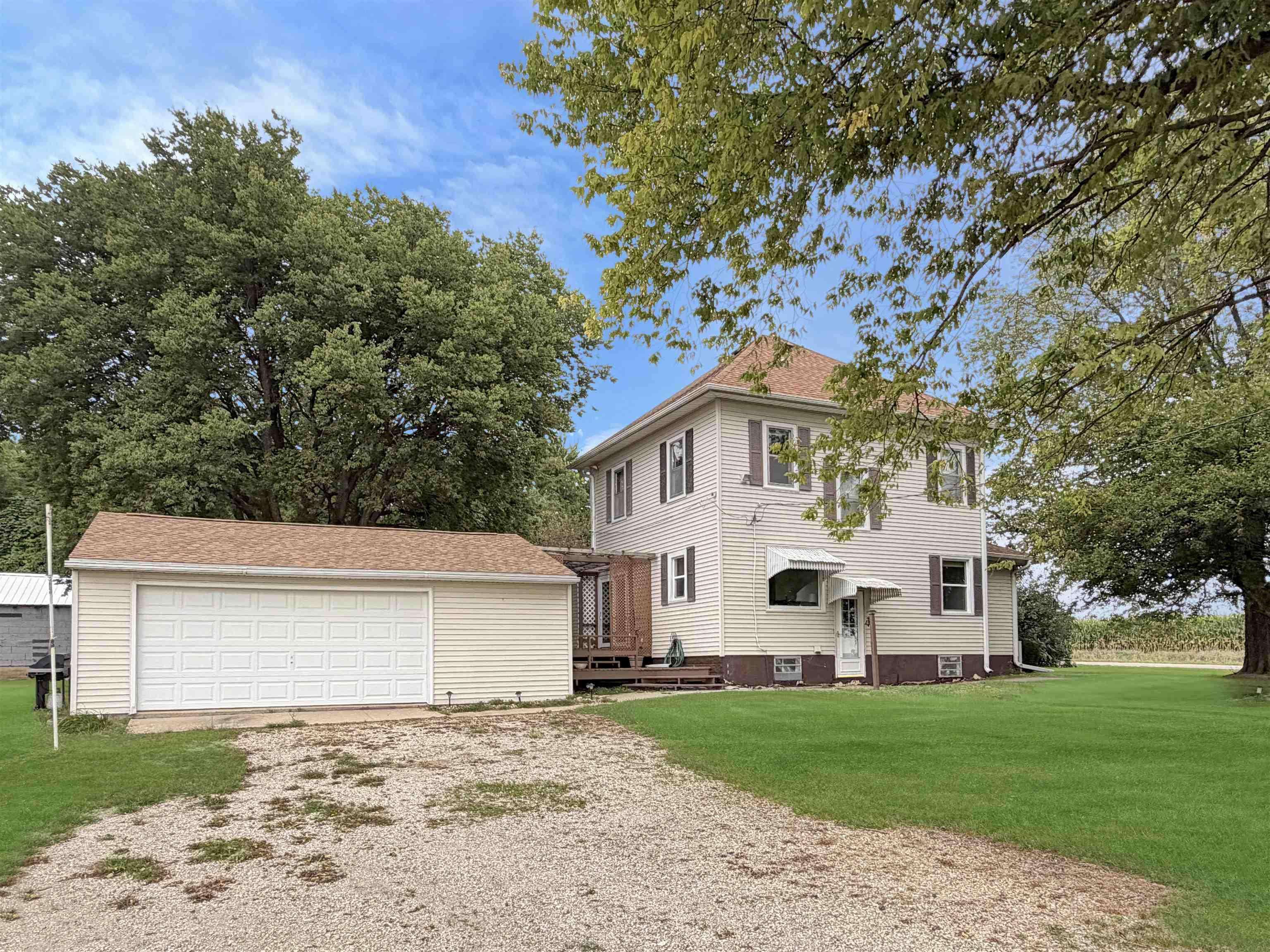 1078 L AVE, Reinbeck, IA 50669