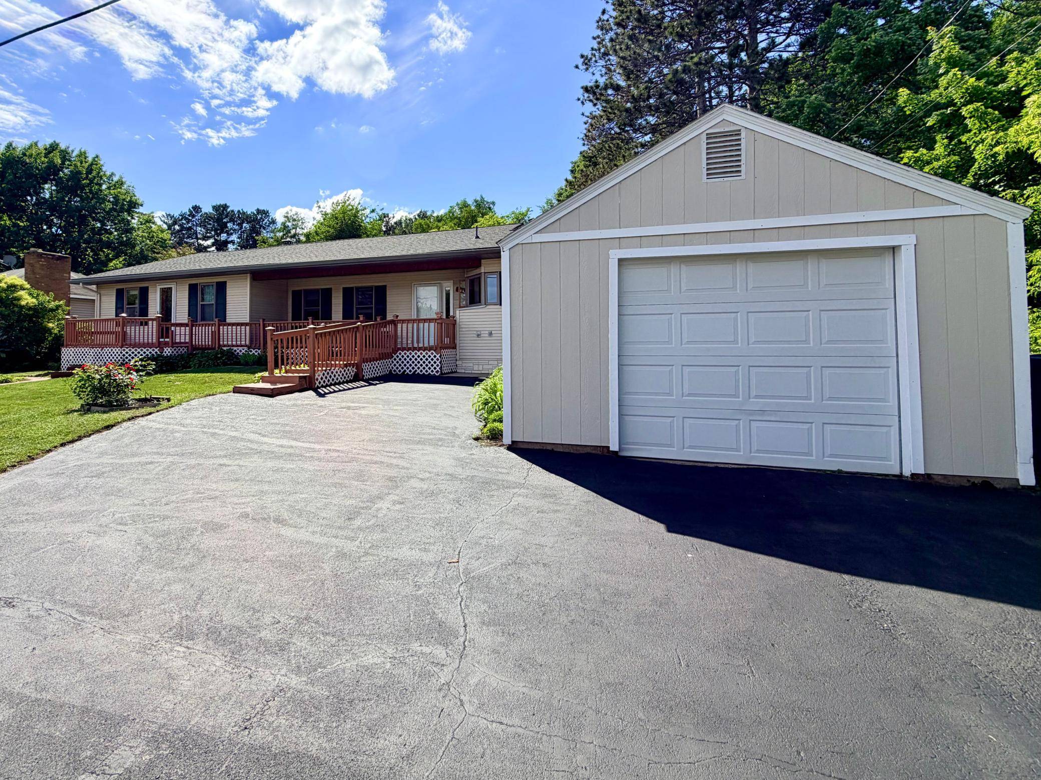 111 3rd AVE N, Kelly Lake, MN 55746