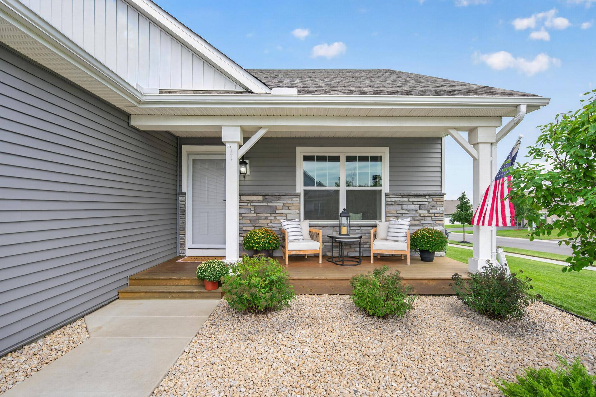 6199 Jasmine Bay S, Cottage Grove, MN 55016