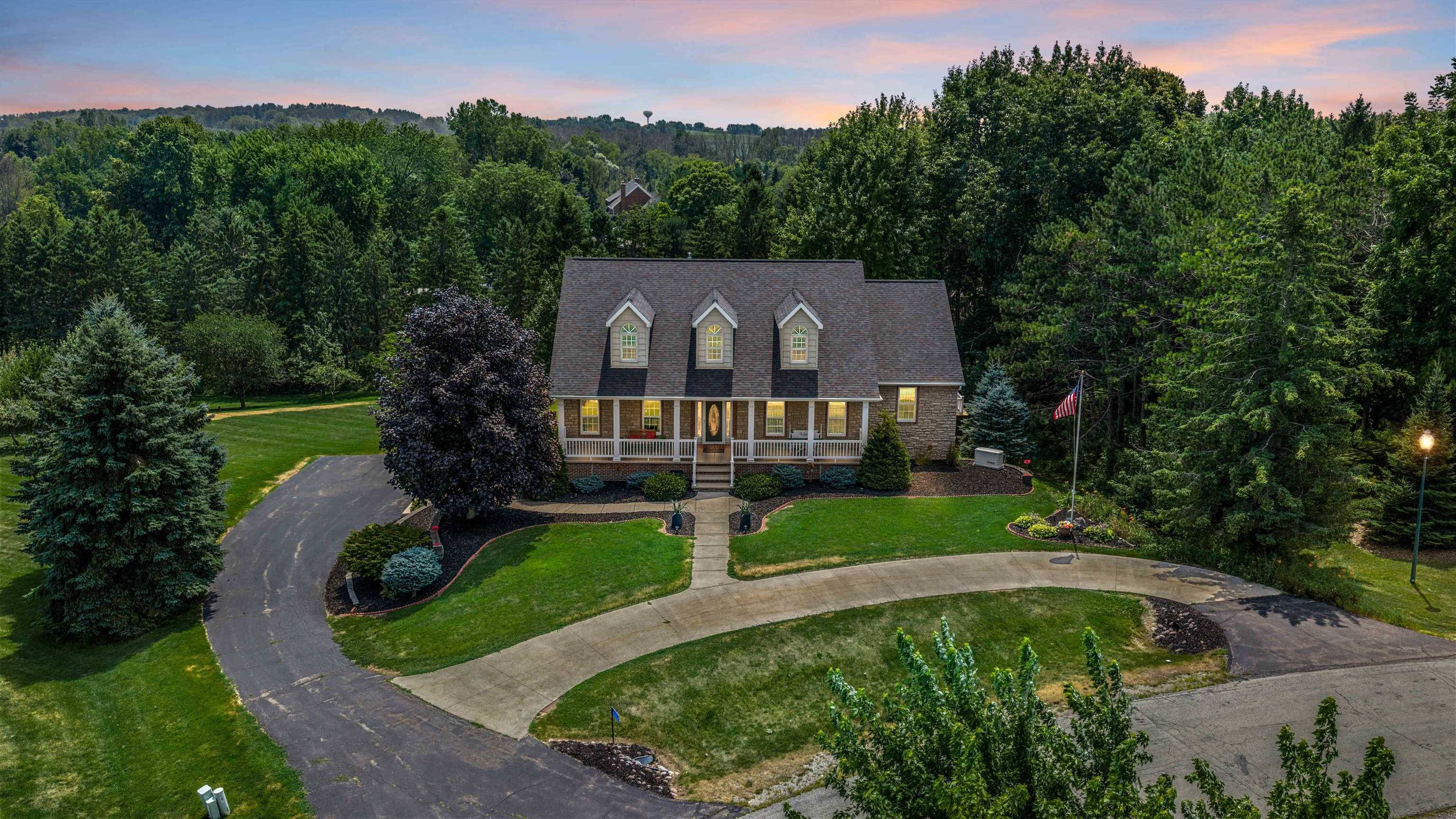 N3224 FEATHER RIDGE DR, Appleton, WI 54913-9698