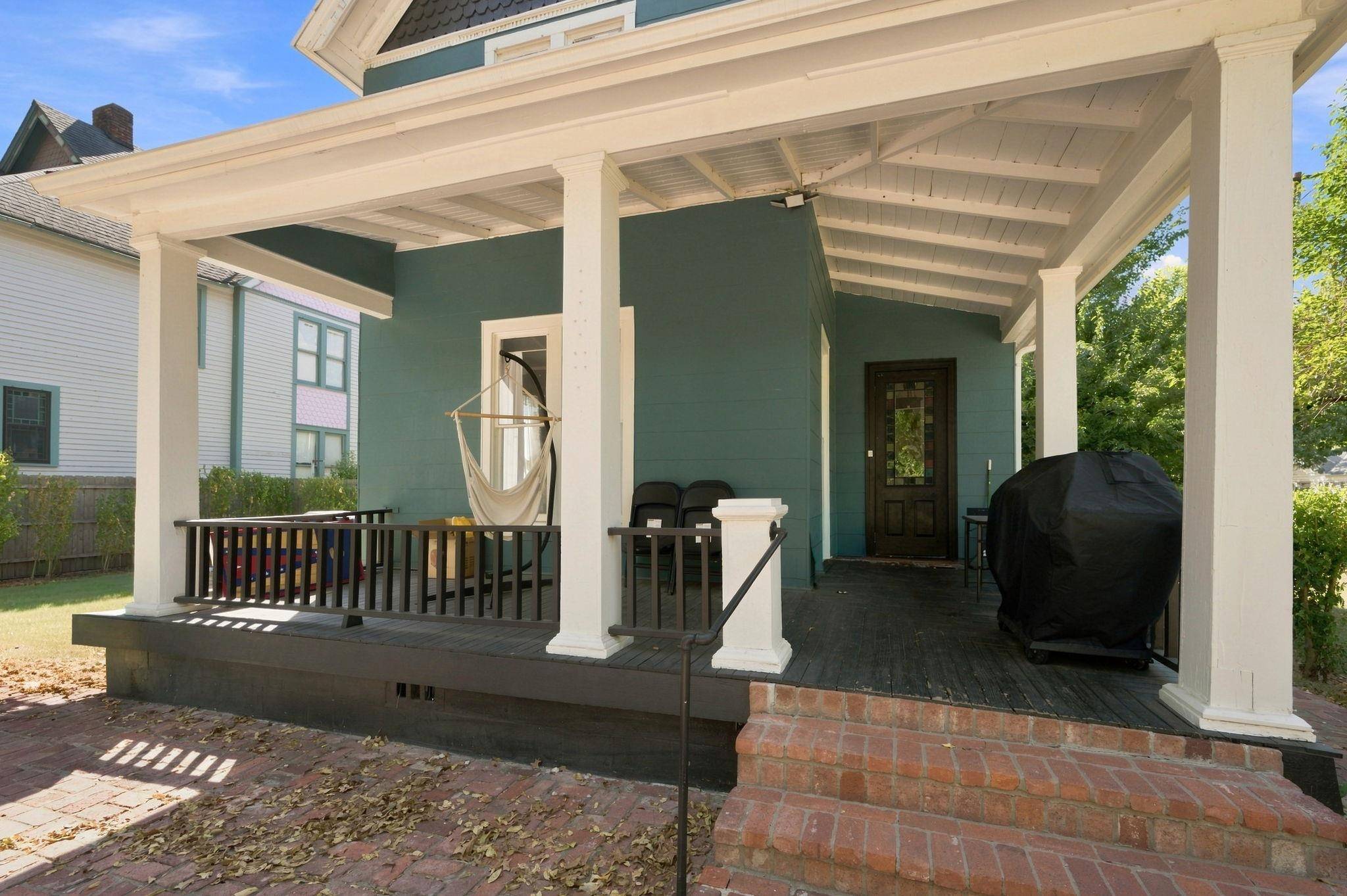 1557 N Fairview Ave, Wichita, KS 67203