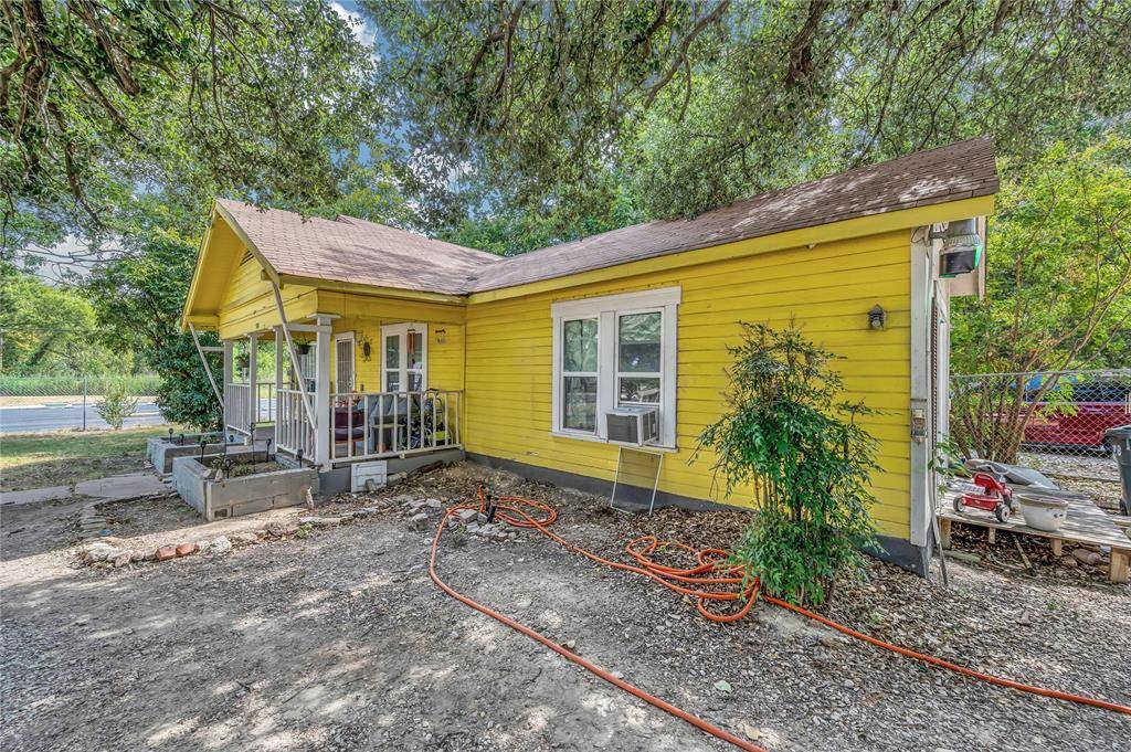 500 N 34th Street, Waco, TX 76710