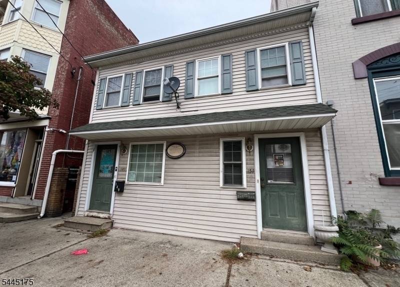 151 S Main St, Phillipsburg Town, NJ 08865