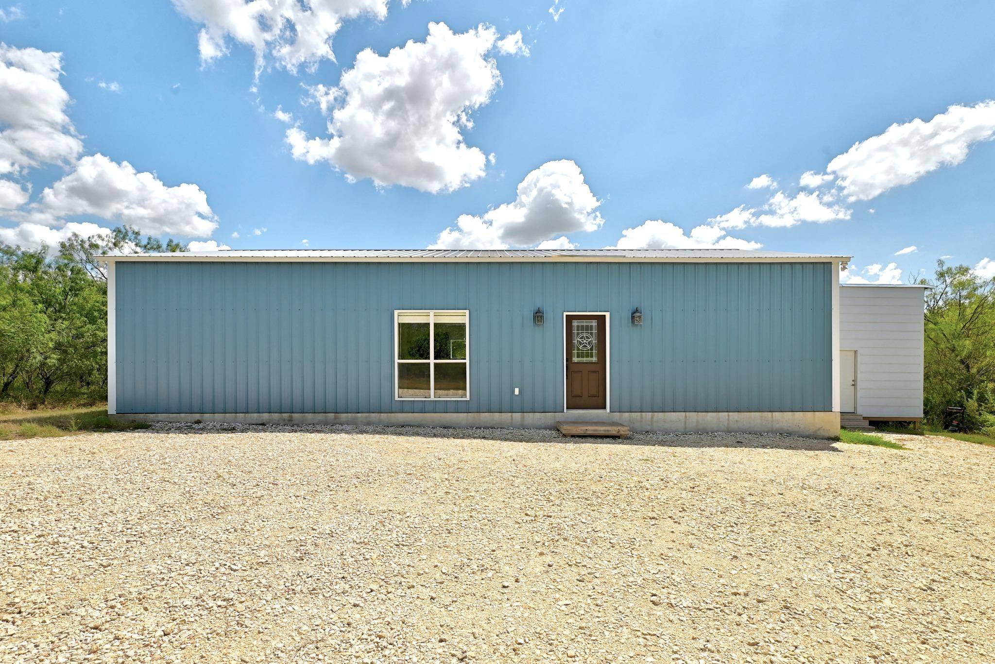 4001 Barth RD, Lockhart, TX 78644
