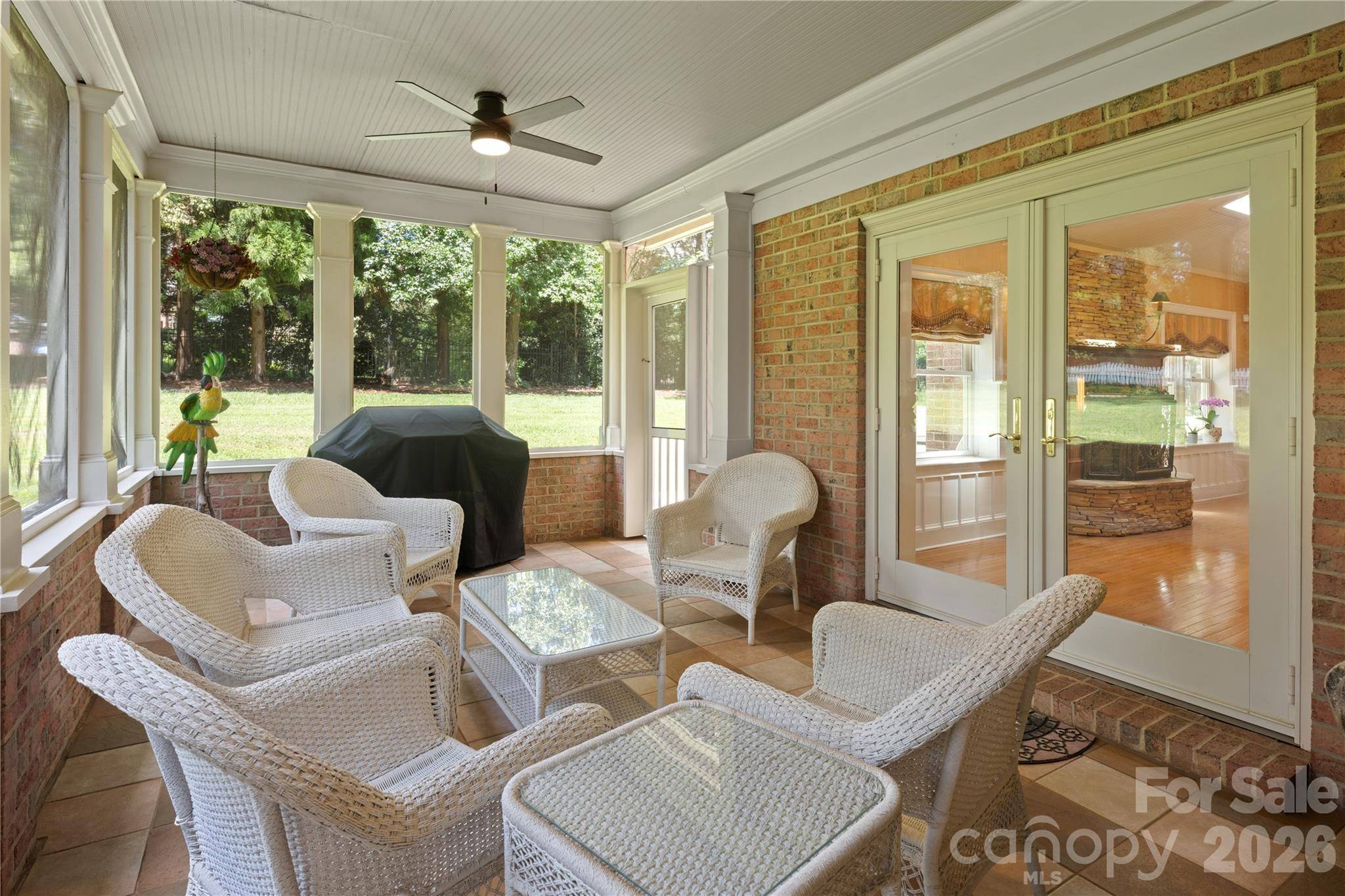 6041 Bluebird Hill LN, Matthews, NC 28104